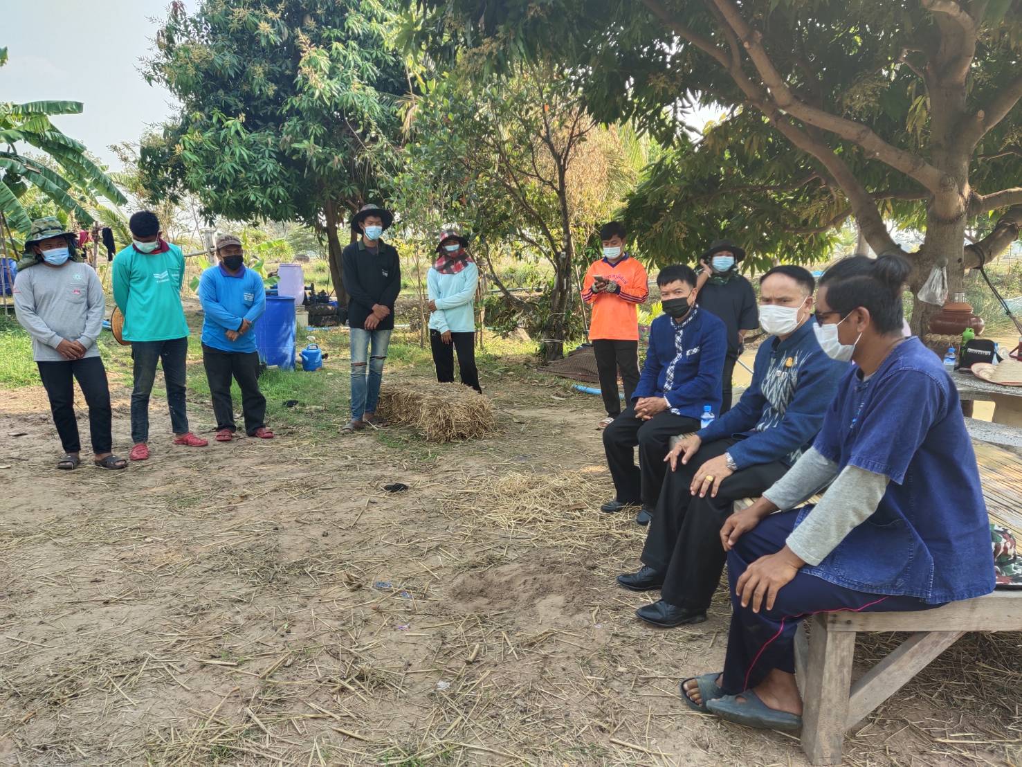 พช.ยโสธร ติดตามการดำเนินงานโครงการพัฒนาพื้นที่ต้นแบบ การพัฒนาคุณภาพชีวิตตามหลักทฤษฎีใหม่ ประยุกต์สู่ “โคก หนอง นา โมเดล” อำเภอมหาชนะชัย