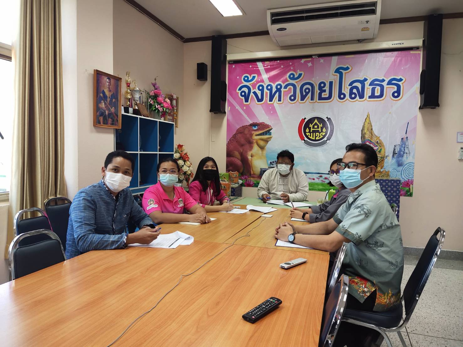 พช.ยโสธร ร่วมประชุมชี้แจง เร่งรัด กำกับ ติดตาม การดำเนินงาน กองทุนพัฒนาบทบาทสตรี ผ่านระบบ Video conference