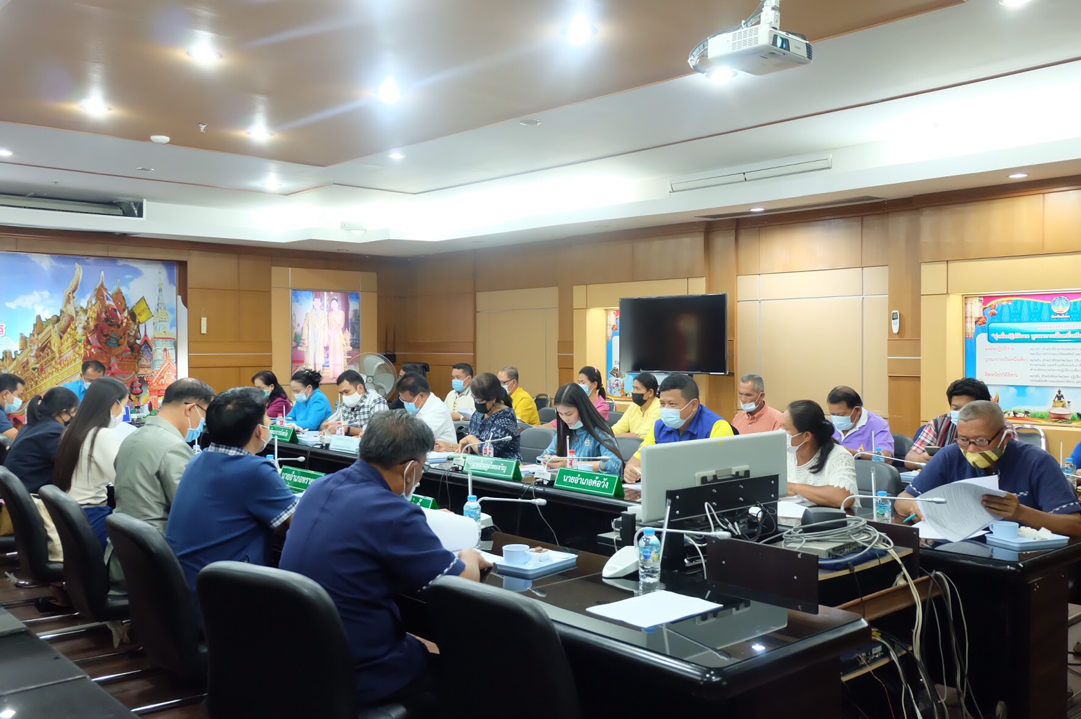 พช.ยโสธร ร่วมประชุมการดำเนินโครงการ ๑ จังหวัด ๑ ศูนย์การเรียนรู้โครงการอันเนื่องมาจากพระราชดำริ