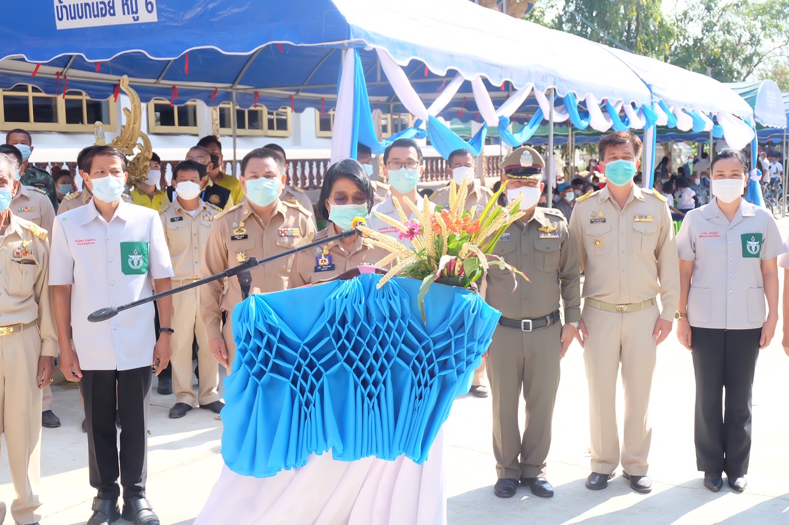 พช.ยโสธร ร่วมกิจกรรมหน่วยแพทย์อาสาสมเด็จพระศรีนครินทราบรมราชชนนี (พอ.สว.)                           ร่วมกับ โครงการจังหวัดเคลื่อนที่ “เพิ่มรอยยิ้ม เติมความสุข ให้คนยโสธร” ครั้งที่ 5 ประจำปีงบประมาณ พ.ศ. 2564 จังหวัดยโสธร