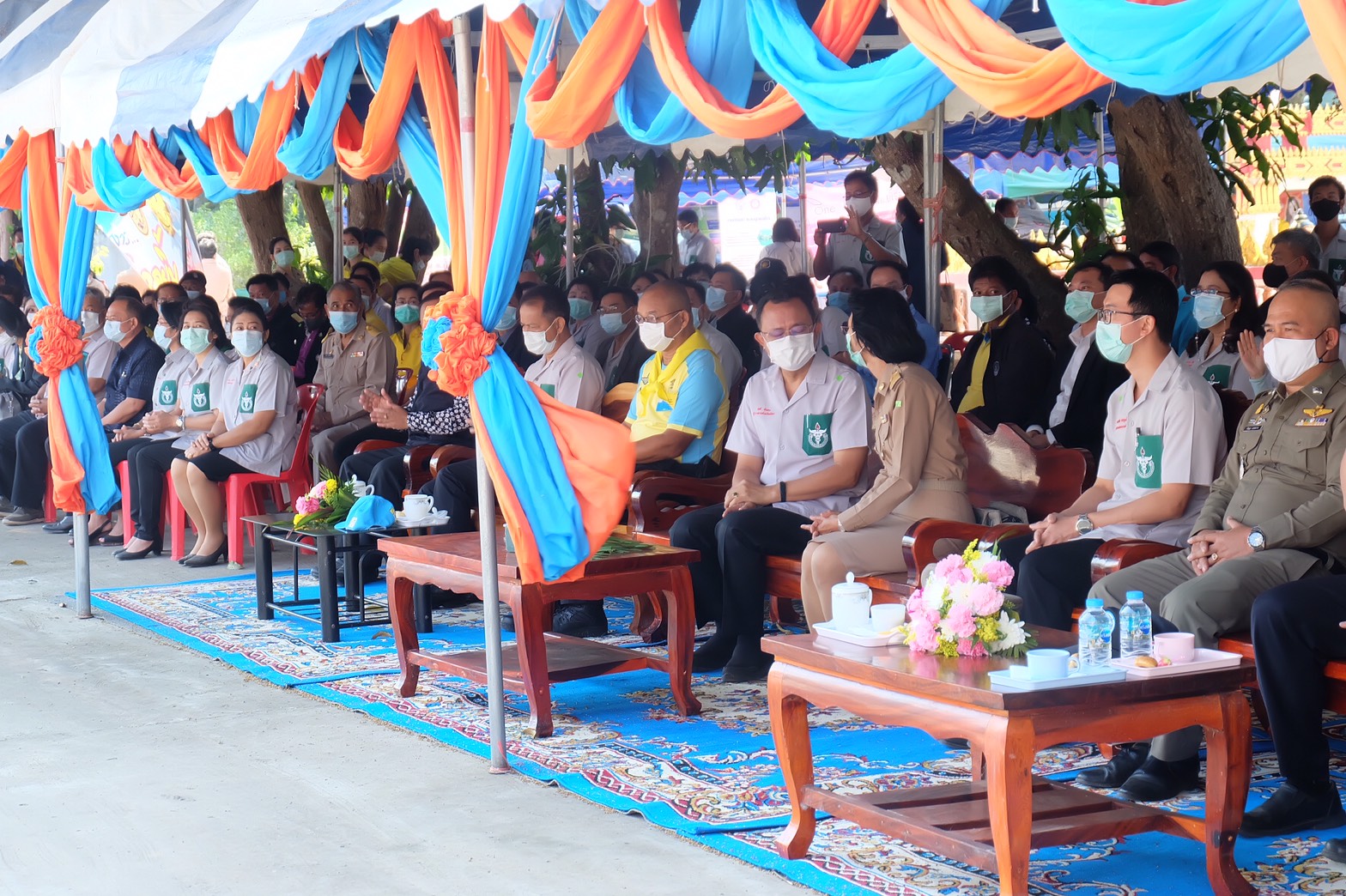 พช.ยโสธร ร่วมกิจกรรมหน่วยแพทย์อาสาสมเด็จพระศรีนครินทราบรมราชชนนี (พอ.สว.)                           ร่วมกับ โครงการจังหวัดเคลื่อนที่ “เพิ่มรอยยิ้ม เติมความสุข ให้คนยโสธร” ครั้งที่ 5 ประจำปีงบประมาณ พ.ศ. 2564 จังหวัดยโสธร