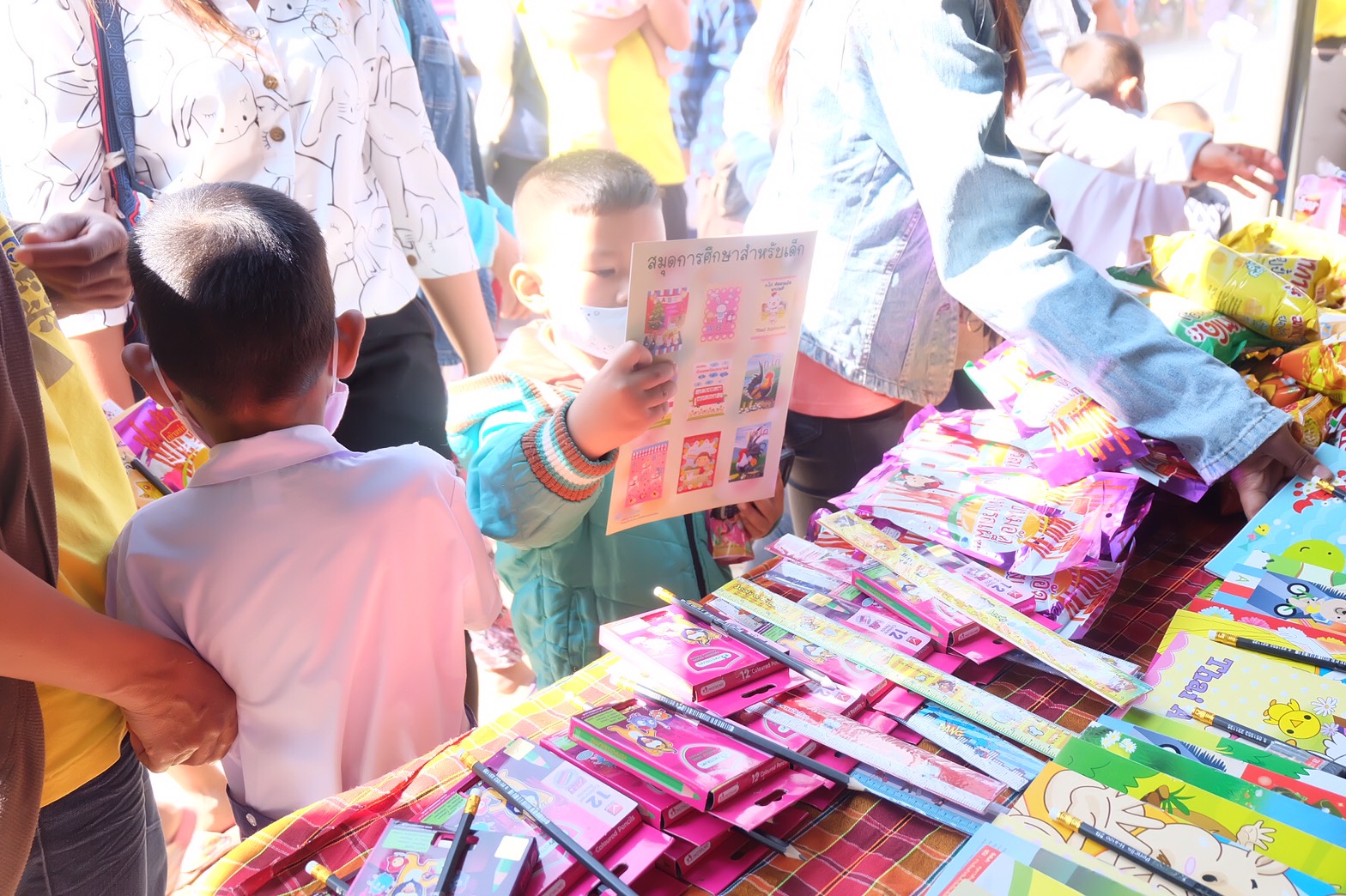 พช.ยโสธร ร่วมกิจกรรมหน่วยแพทย์อาสาสมเด็จพระศรีนครินทราบรมราชชนนี (พอ.สว.)                           ร่วมกับ โครงการจังหวัดเคลื่อนที่ “เพิ่มรอยยิ้ม เติมความสุข ให้คนยโสธร” ครั้งที่ 5 ประจำปีงบประมาณ พ.ศ. 2564 จังหวัดยโสธร