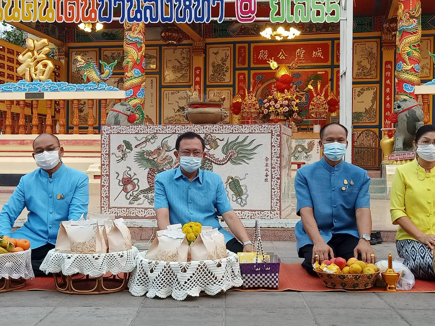 พช.ยโสธร ร่วมกิจกรรมทำบุญตักบาตรย้อนยุค “วิถีถิ่น วิถีไทย”  งานถนนคนเดินยโสธร (บ้านสิงห์ท่า)