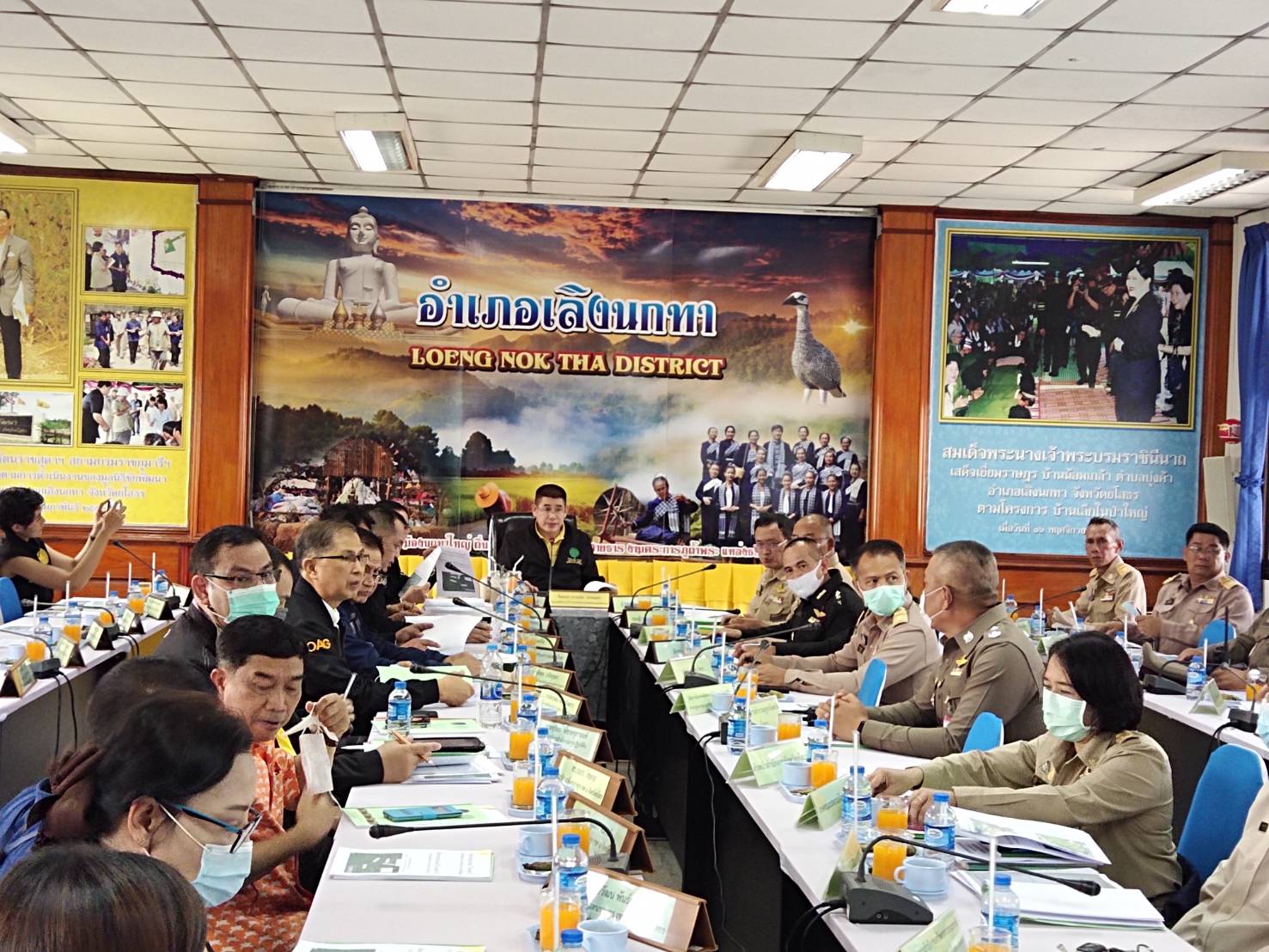 พช.ยโสธร ร่วมต้อนรับและร่วมประชุมการติดตามการแก้ไขปัญหาของขบวนการ ประชาชนเพื่อสังคมที่เป็นธรรม ของรัฐมนตรีช่วยว่าการกระทรวงเกษตรและสหกรณ์  (ร้อยเอก ธรรมนัส พรหมเผ่า)
