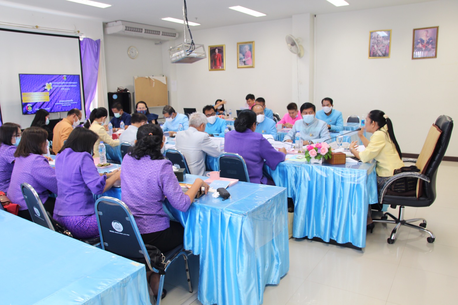 พช.ยโสธร ร่วมประชุมตรวจติดตามผลการดำเนินงานของหน่วยรับตรวจรายไตรมาส ครั้งที่ 2/2564 เขตตรวจราชการที่ 14 (จังหวัดอำนาจเจริญ ศรีสะเกษ ยโสธร และอุบลราชธานี) (จังหวัดอำนาจเจริญ ศรีสะเกษ ยโสธร และอุบลราชธานี)