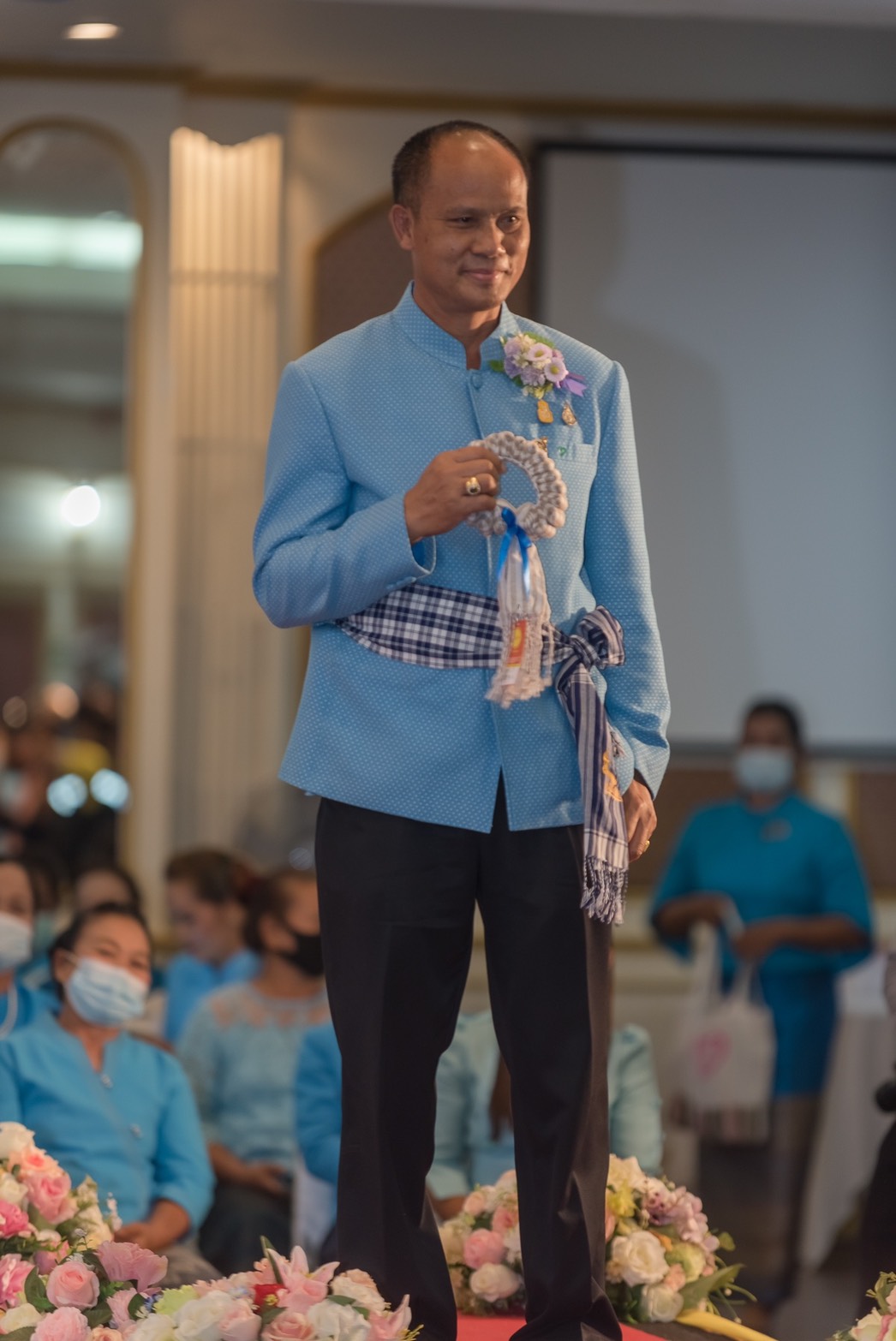 จังหวัดยโสธร จัดงานรวมพลังสตรีศรียโสธร เนื่องในวันสตรีสากล ประจำปี 2564 ยกย่องเชิดชูเกียรติสตรี พร้อมเดินแบบผ้าไทยพื้นเมือง และลงนาม MOU ภาคีเครือข่าย การสวมใส่ผ้าไทย ตามมติคณะรัฐมนตรี