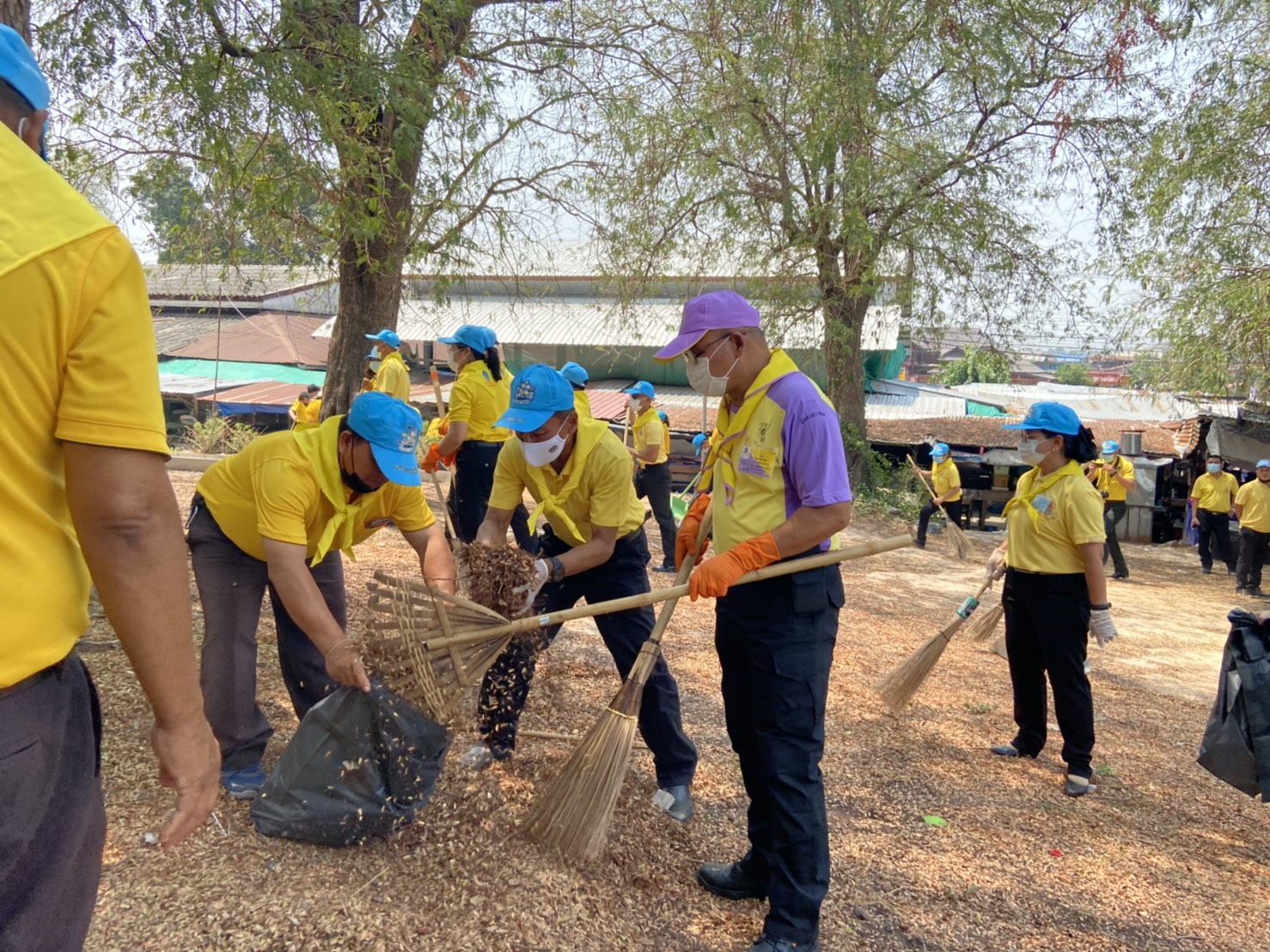 พช.ยโสธรร่วมรัฐพิธี “วันที่ระลึกพระบาทสมเด็จพระนั่งเกล้าเจ้าอยู่หัว พระมหาเจษฎาราชเจ้า” ประจำปี 2564 และร่วมกิจกรรมจิตอาสาพัฒนา เนื่องในวันที่ระลึกพระบาทสมเด็จพระนั่งเกล้าเจ้าอยู่หัว