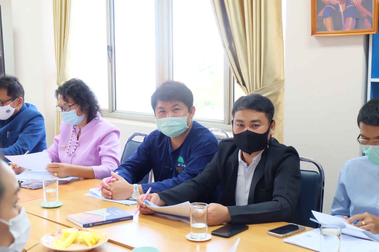 พช.ยโสธร ประชุมการติดตามการดำเนินงานกองทุนพัฒนาบทบาทสตรี ครั้งที่ 1/2564