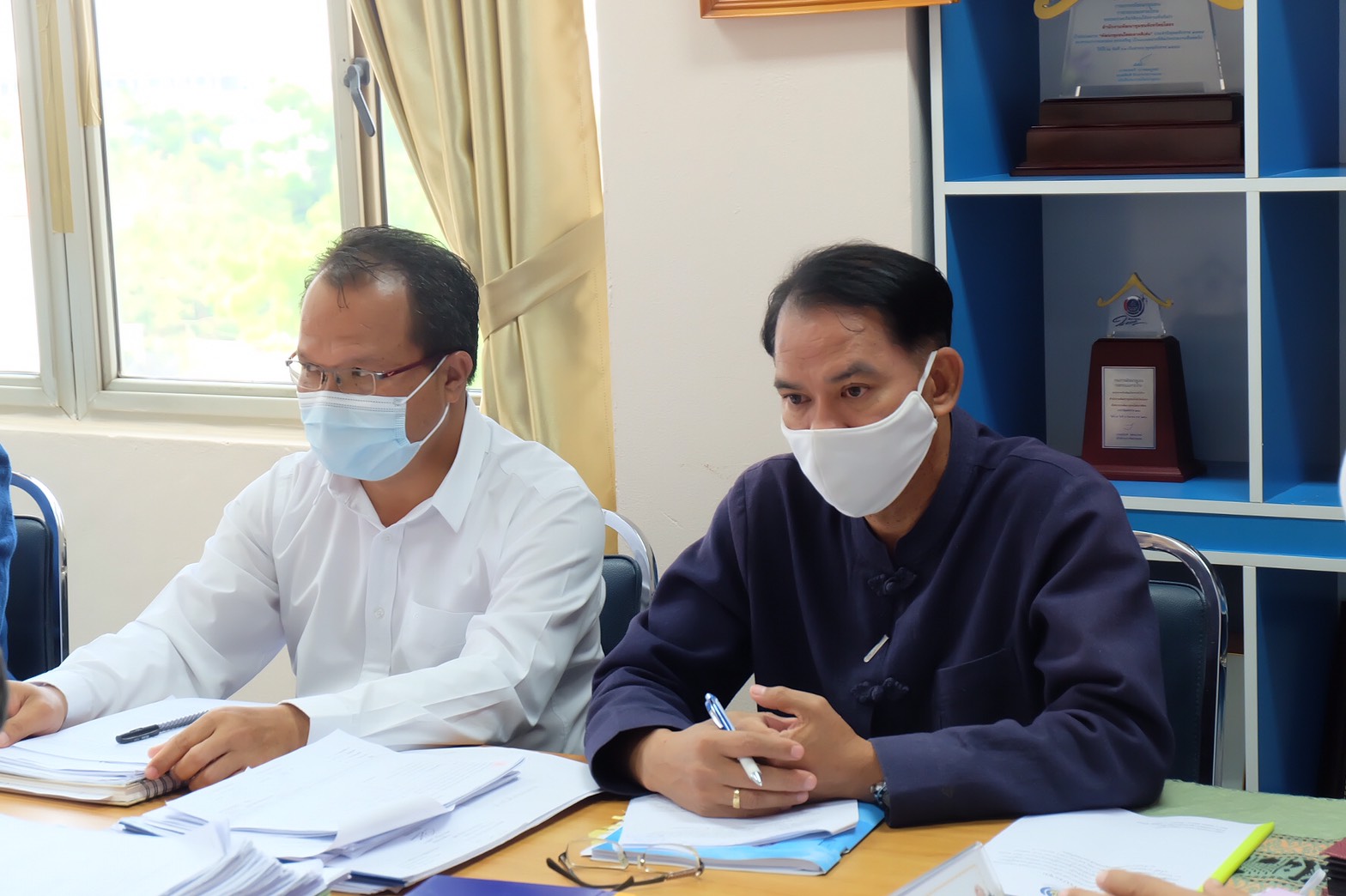 พช.ยโสธร  ประชุมเร่งรัด กลั่นกรองการดำเนินงานก่อสร้างชลประทาน โครงการพัฒนาพื้นที่ต้นแบบการพัฒนาคุณภาพชีวิตตามหลักทฤษฎีใหม่ประยุกต์สู่  “โคก หนอง นา โมเดล”  และโครงการพัฒนาหมู่บ้านเศรษฐกิจพอเพียง  กิจกรรม พัฒนาศูนย์เรียนรู้ทฤษฎีใหม่รูปแบบ  “โคก หนอง นา โมเดล”