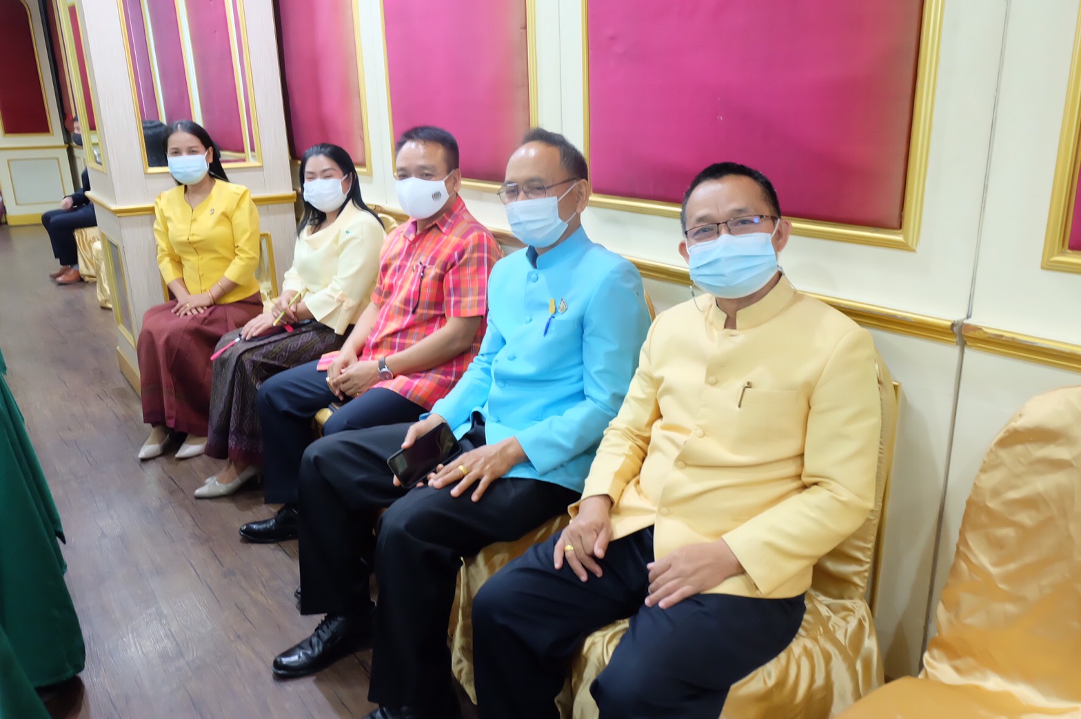 พช.ยโสธร  จัดประชุมโครงการพัฒนาด้านการท่องเที่ยวและบริการ กิจกรรมย่อย พัฒนาบรรจุภัณฑ์ OTOP และ Banner