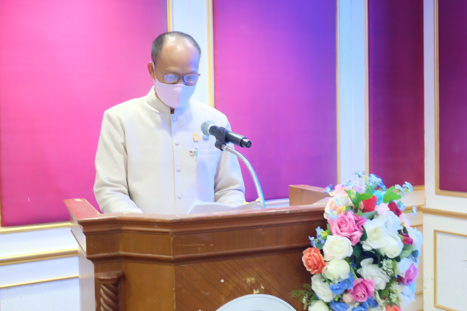 พช.ยโสธร  จัดประชุมโครงการพัฒนาด้านการท่องเที่ยวและบริการ กิจกรรมย่อย พัฒนาบรรจุภัณฑ์ OTOP และ Banner