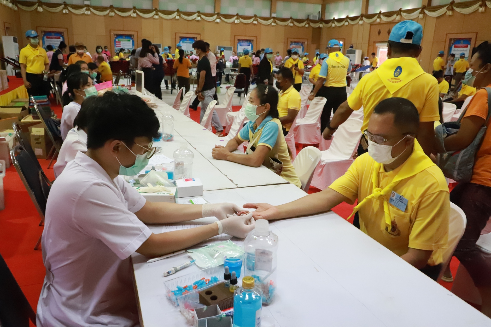 จังหวัดยโสธร รวมพลังแผ่นดิน คนดี ศรียโสธร และจิตอาสาร่วมบริจาคโลหิตและอวัยวะ “หนึ่งคนให้ หลายคนรับ” ถวายเป็นพระราชกุศล เนื่องในวันคล้ายวันพระราชสมภพ สมเด็จพระกนิษฐาธิราชเจ้า กรมสมเด็จพระเทพรัตนราชสุดาฯ สยามบรมราชกุมารี ประจำปี 2564