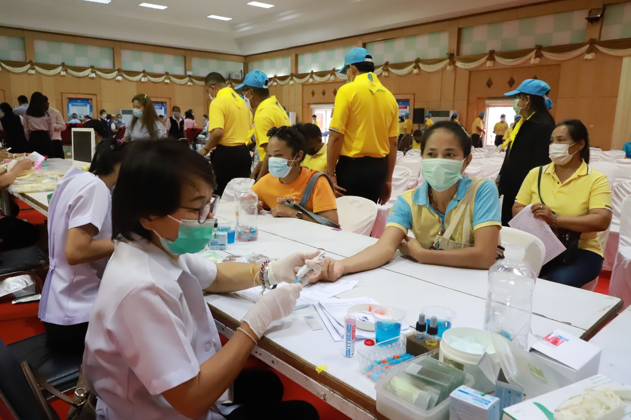 จังหวัดยโสธร รวมพลังแผ่นดิน คนดี ศรียโสธร และจิตอาสาร่วมบริจาคโลหิตและอวัยวะ “หนึ่งคนให้ หลายคนรับ” ถวายเป็นพระราชกุศล เนื่องในวันคล้ายวันพระราชสมภพ สมเด็จพระกนิษฐาธิราชเจ้า กรมสมเด็จพระเทพรัตนราชสุดาฯ สยามบรมราชกุมารี ประจำปี 2564