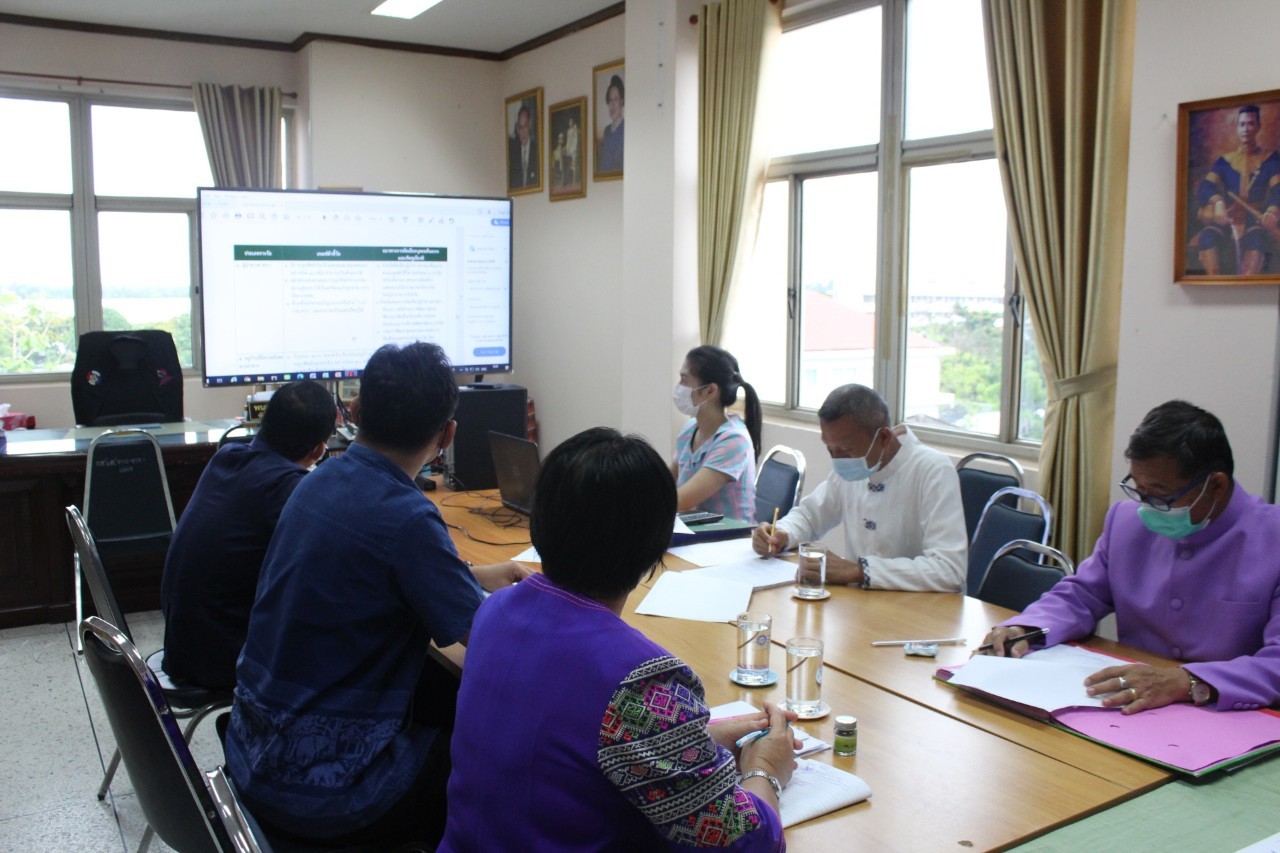 ✍? พช.ยโสธร   ประชุมคัดเลือกบุคคลต้นแบบและเชิดชูเกียรติการน้อมนำแนวพระราชดำริของสมเด็จพระกนิษฐาธิราชเจ้า  กรมสมเด็จพระเทพรัตนราชสุดาฯ สยามบรมราชกุมารี สร้างความมั่นคงทางอาหาร สู่ปฏิบัติการ 90 วัน  ปลูกผักสวนครัวเพื่อสร้างความมั่นคงทางอาหาร รอบ 2
