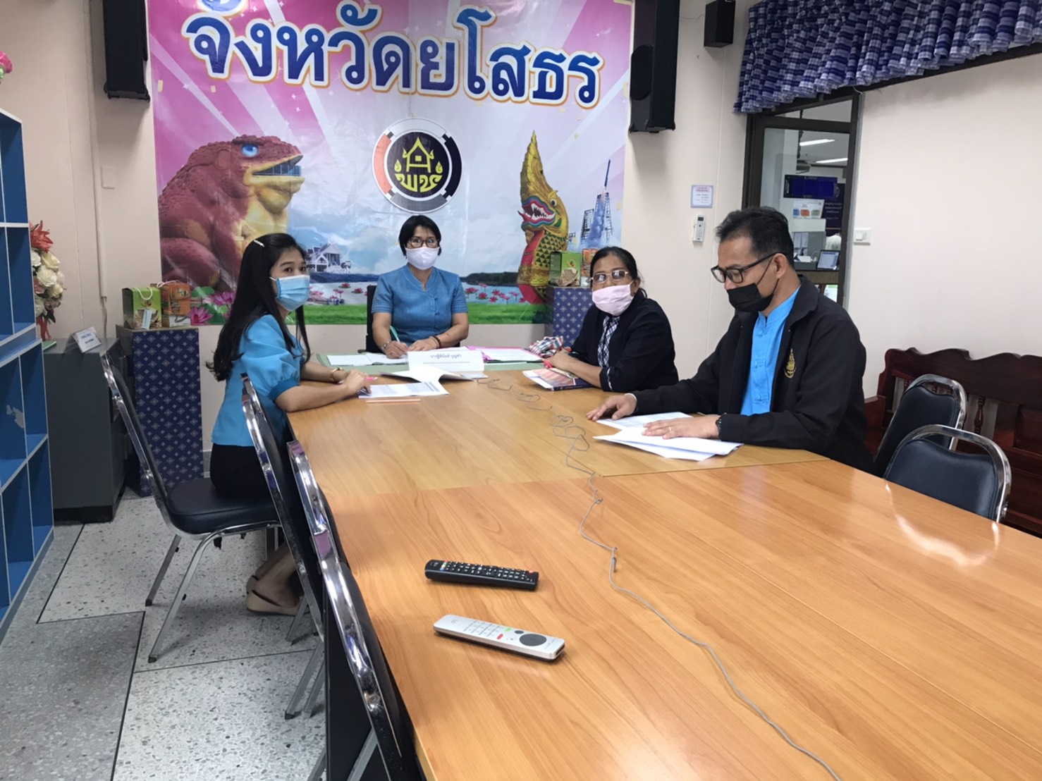 พช.ยโสธร  ร่วมรับฟัง Video Conference กรมการพัฒนาชุมชน ชี้แจง เร่งรัด กำกับ ติดตาม การดำเนินงานกองทุนพัฒนาบทบาทสตรี