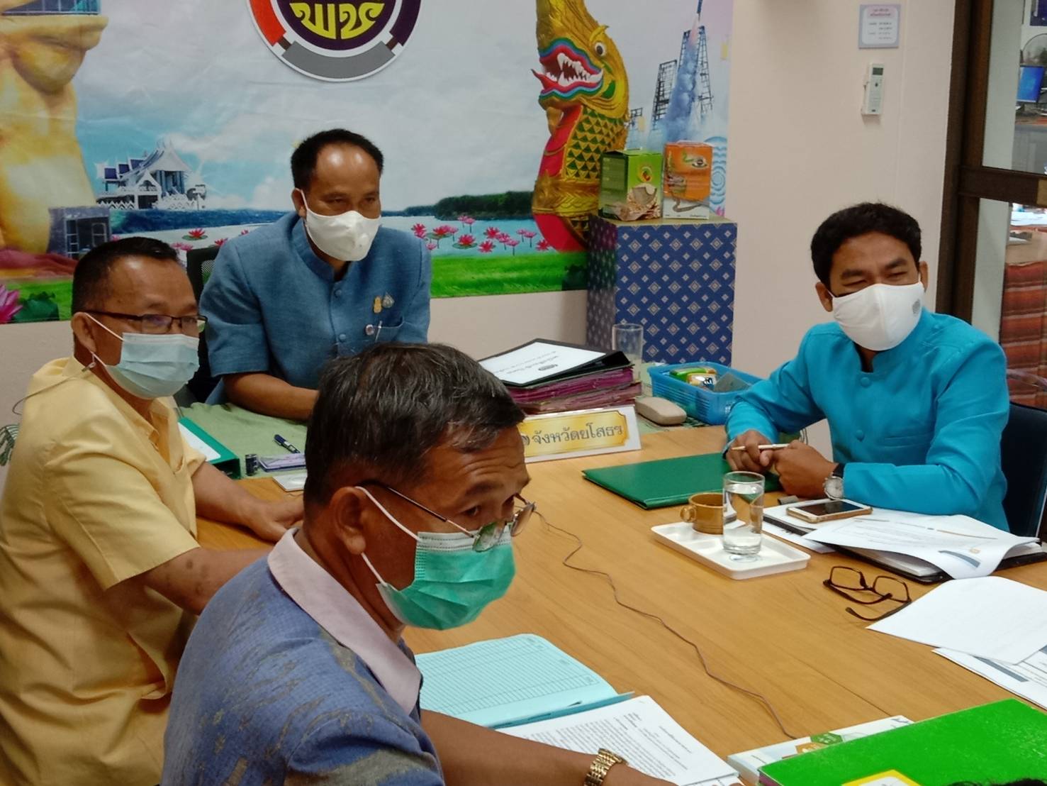 ? พช. ยโสธร ร่วมประชุมชี้แจงแนวทางการดำเนินกิจกรรมแผนการปฏิบัติงานและแผนการใช้จ่ายงบประมาณ กรมการพัฒนาชุมชน ประจำปีงบประมาณ 2564 โครงการเสริมสร้างความเข้มแข็งกองทุนชุมชนตามหลักธรรมาภิบาลและการเข้าถึงแหล่งทุน สำหรับไตรมาส 3-4 ผ่านระบบวีดีทัศน์ทางไกล (Video Conference) วันที่ 7 พฤษภาคม 2564 เวลา 9.00 น.