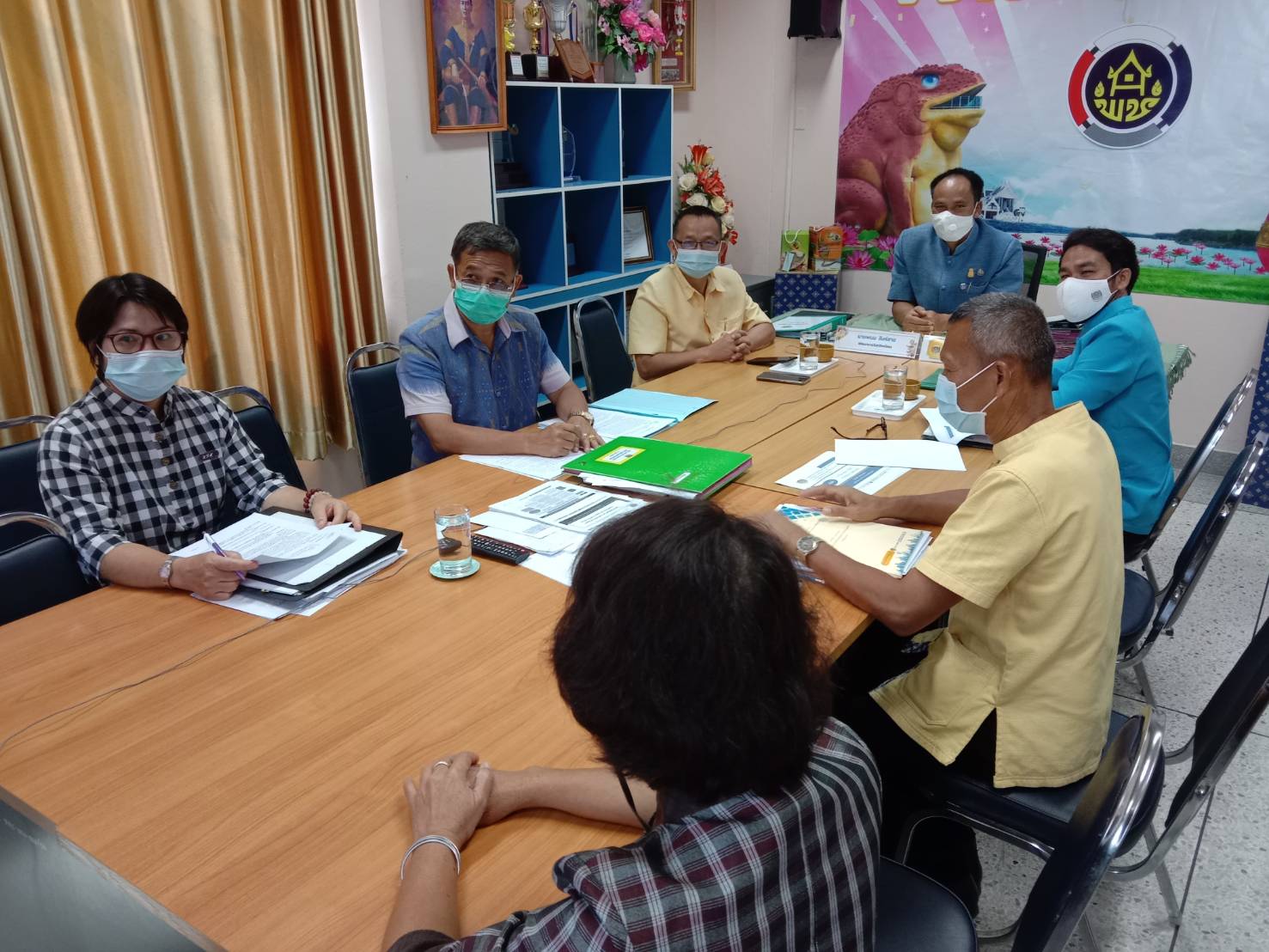 ? พช. ยโสธร ร่วมประชุมชี้แจงแนวทางการดำเนินกิจกรรมแผนการปฏิบัติงานและแผนการใช้จ่ายงบประมาณ กรมการพัฒนาชุมชน ประจำปีงบประมาณ 2564 โครงการเสริมสร้างความเข้มแข็งกองทุนชุมชนตามหลักธรรมาภิบาลและการเข้าถึงแหล่งทุน สำหรับไตรมาส 3-4 ผ่านระบบวีดีทัศน์ทางไกล (Video Conference) วันที่ 7 พฤษภาคม 2564 เวลา 9.00 น.