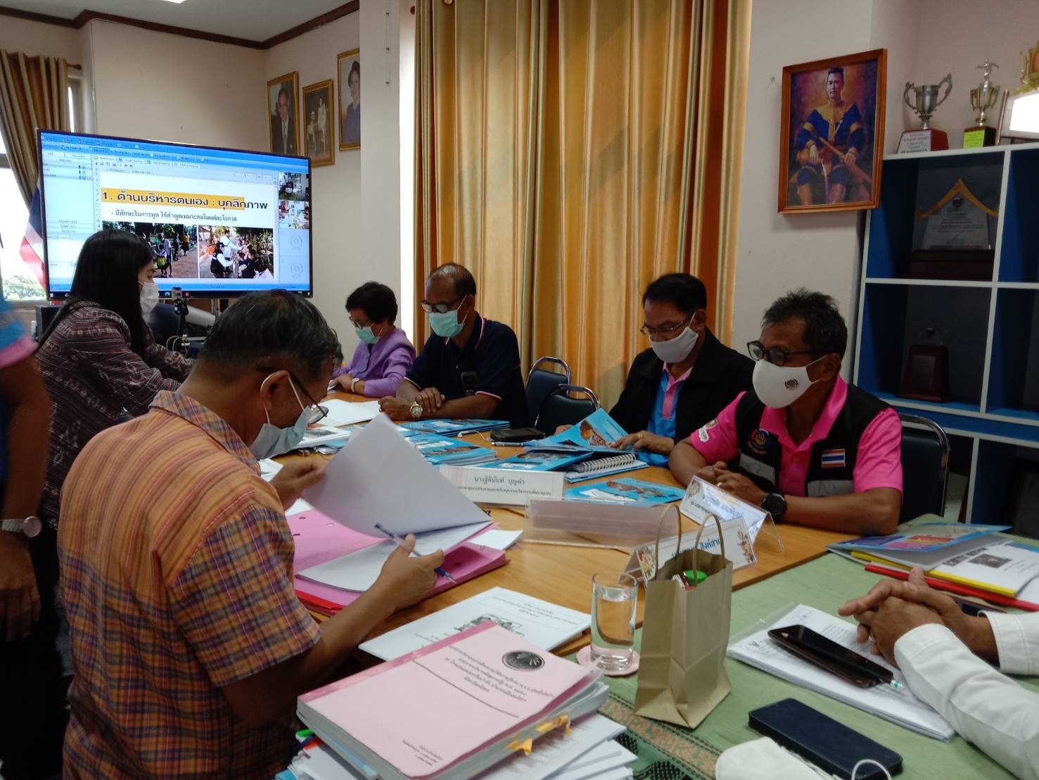 พช. ยโสธร ประชุมคณะอนุกรรมการเพื่อการรับรองมาตรฐานการพัฒนาชุมชน (มชช.)  จังหวัดยโสธร ผ่านระบบประชุมออนไลน์ Session Call วันที่ 2