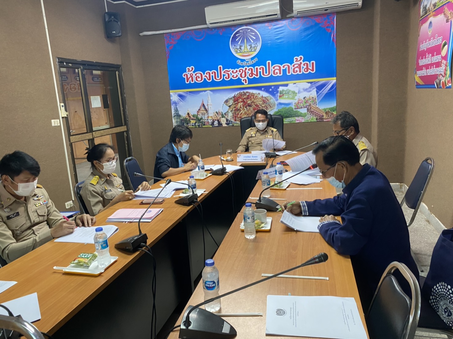 คณะกรรมการประกวดคัดเลือกกองทุนแม่ของแผ่นดินระดับจังหวัด และคณะกรรมการเครือข่ายกองทุนแม่ของแผ่นดินระดับอำเภอดีเด่น จังหวัดยโสธร