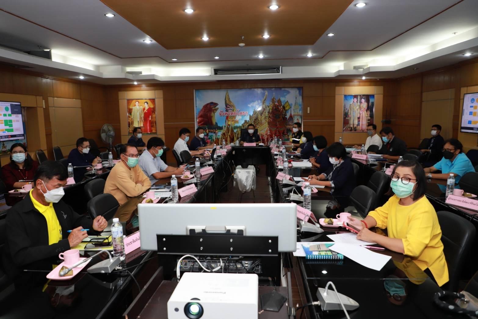ประชุมคณะกรรมาธิการวิสามัญพิจารณาศึกษาร่างพระราชบัญญัติงบประมาณรายจ่าย ประจำปีงบประมาณ พ.ศ.2564 วุฒิสภา ครั้งที่ 24