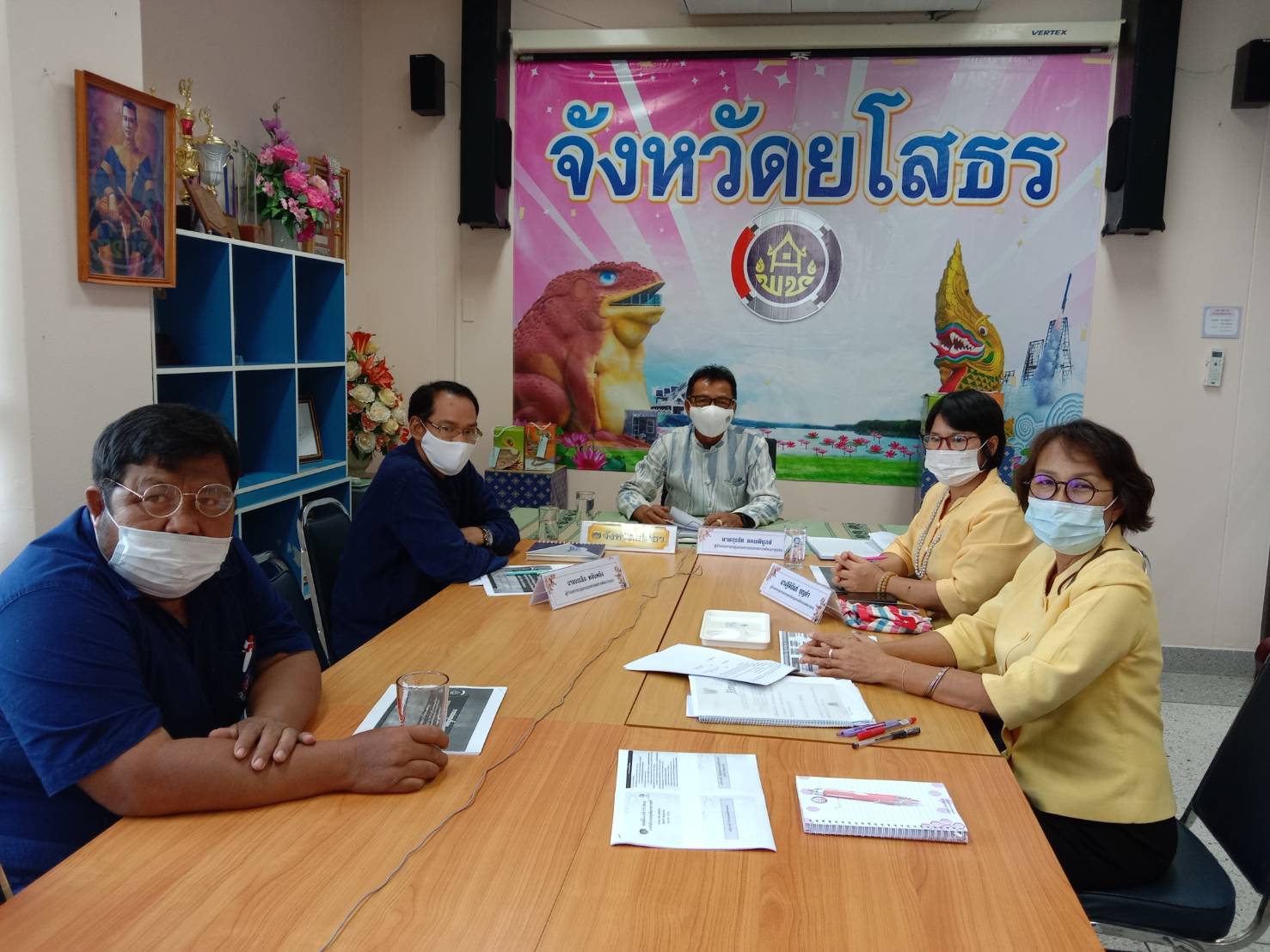 ร่วมประชุมชี้แจงแนวทางการบริหารการจัดเก็บข้อมูล จปฐ. และ กชช.2ค ประจำปีงบประมาณ 2564 ผ่านระบบ Video conference