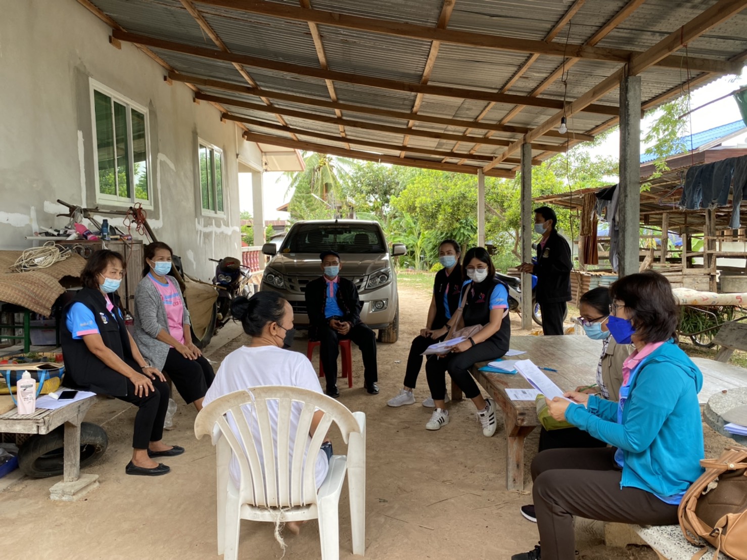 พช.ยโสธร  คณะทำงานติดตามหนี้ กองทุนพัฒนาบทบาทสตรีจังหวัดยโสธร (ทีมใต้ร่มบารมีพญาแถน) ออกติดตามกองทุนพัฒนาบทบาทสตรี พื้นที่อำเภอเมืองยโสธร