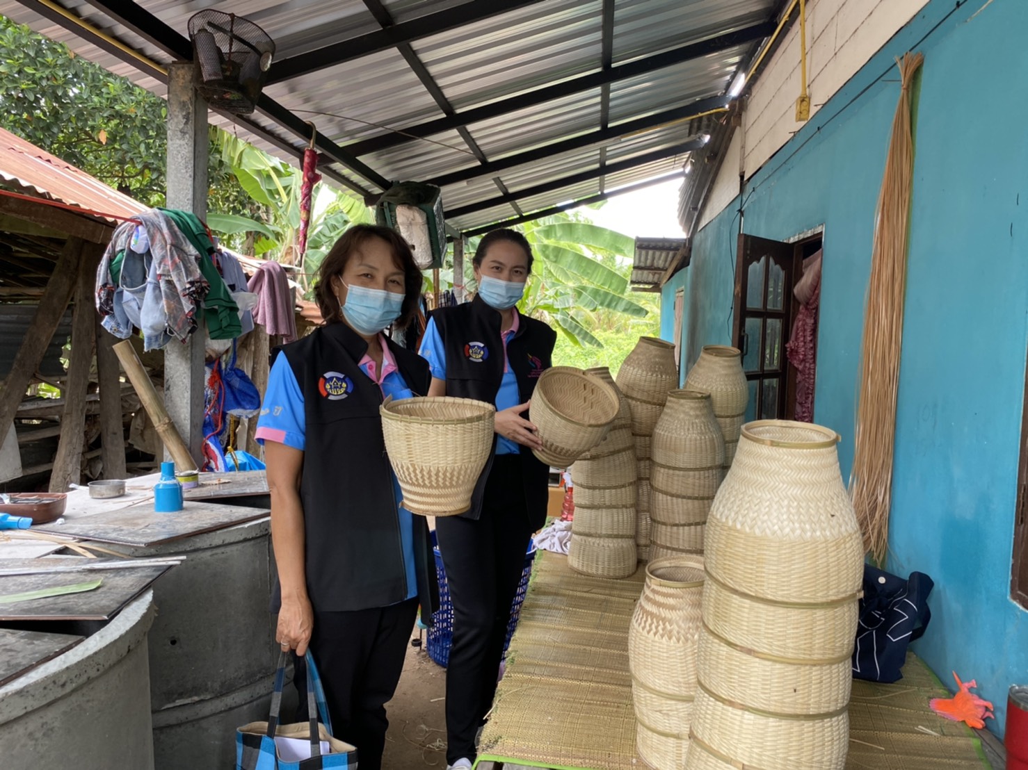 พช.ยโสธร  คณะทำงานติดตามหนี้ กองทุนพัฒนาบทบาทสตรีจังหวัดยโสธร (ทีมใต้ร่มบารมีพญาแถน) ออกติดตามกองทุนพัฒนาบทบาทสตรี พื้นที่อำเภอเมืองยโสธร