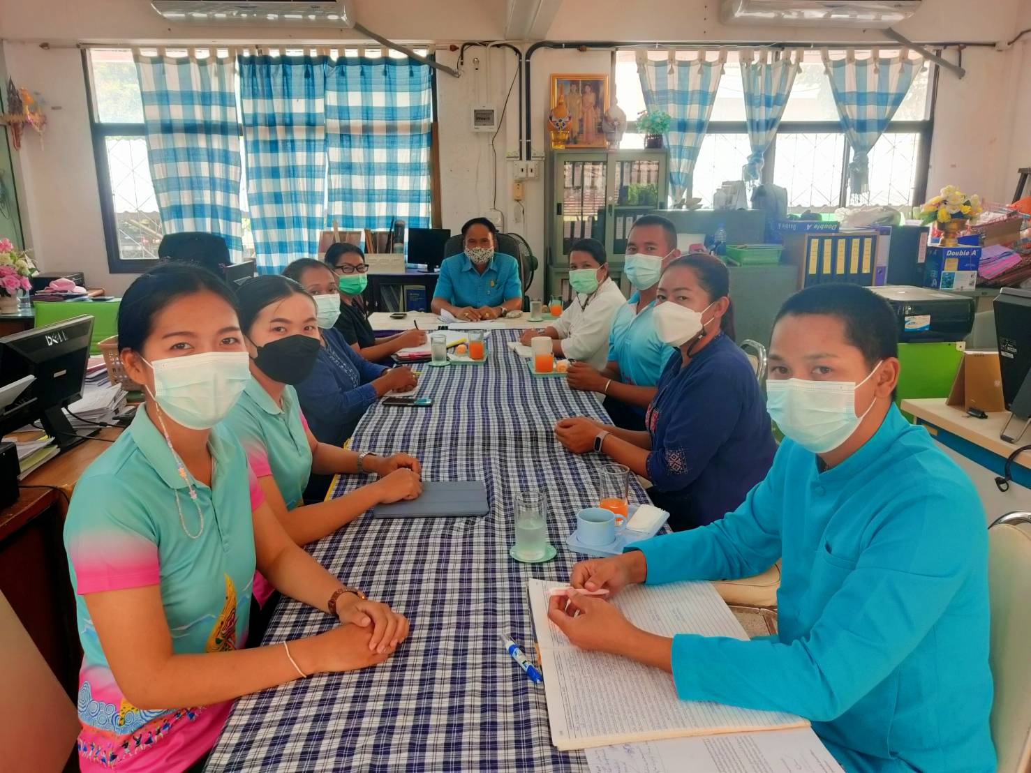 สนับสนุนการดำเนินงานตามภารกิจกรมการพัฒนาชุมชน และมอบขวัญกำลังใจเจ้าหน้าที่พัฒนาชุมชน “ในพื้นที่อำเภอทรายมูล ,กุดชุม,ไทยเจริญ