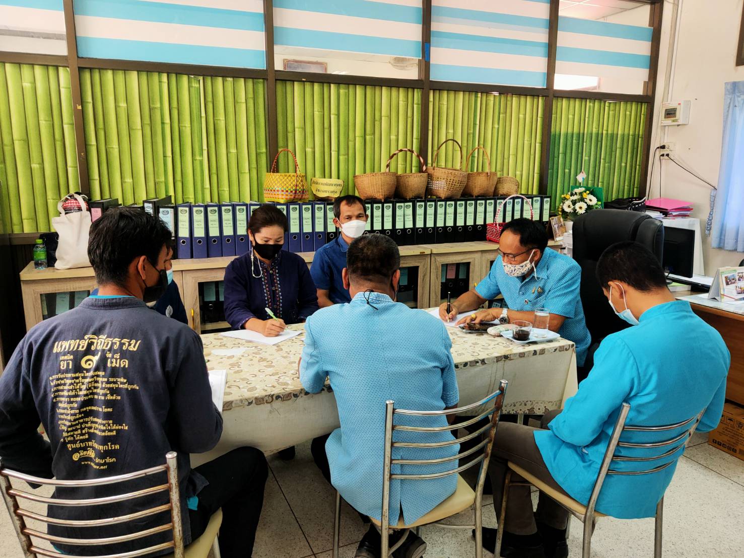 สนับสนุนการดำเนินงานตามภารกิจกรมการพัฒนาชุมชน และมอบขวัญกำลังใจเจ้าหน้าที่พัฒนาชุมชน “ในพื้นที่อำเภอทรายมูล ,กุดชุม,ไทยเจริญ