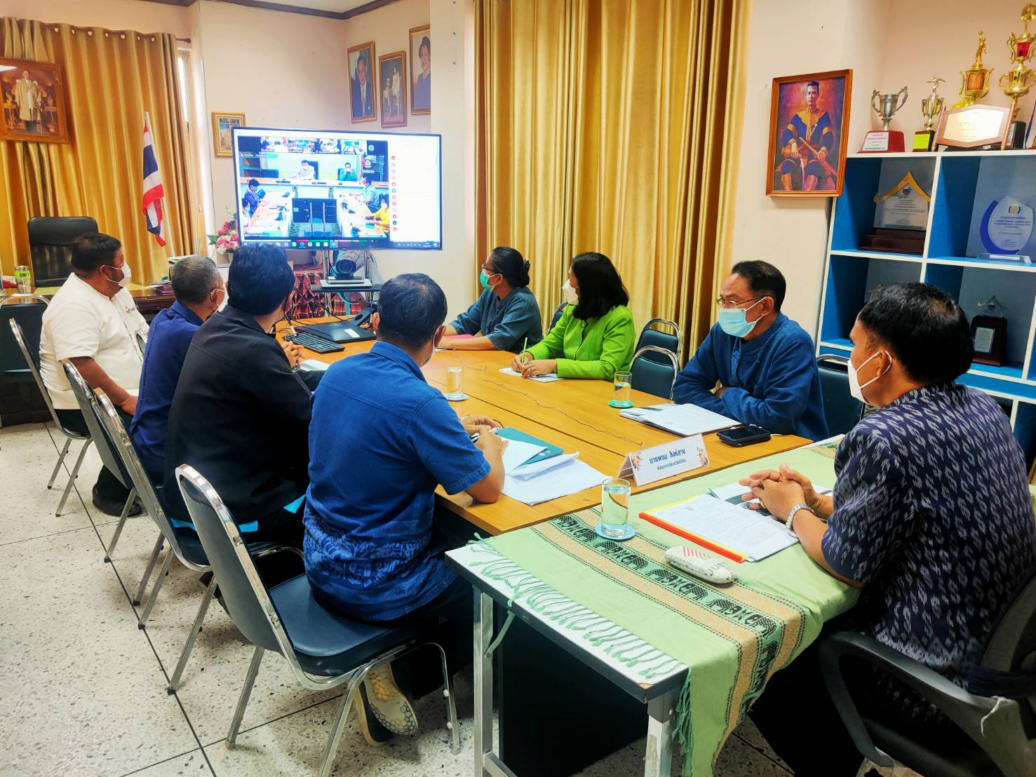 ? พช.ยโสธร  ร่วมประชุมการเตรียมความพร้อมขับเคลื่อนโครงการเสริมสร้างและพัฒนาผู้นำการเปลี่ยนแปลง ขยายผลบ้านพี่เมืองน้อง ผนึกกำลังสร้างความมั่นคงทางอาหาร ผ่านระบบวีดีทัศน์ทางไกล (Zoom Cloud Meeting)