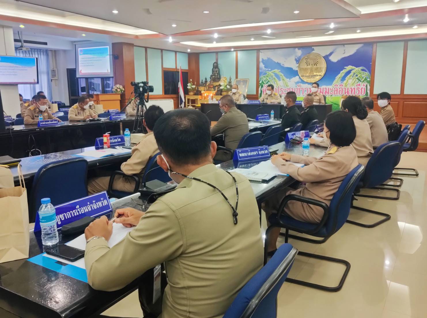 ร่วมการประชุมคณะกรมการจังหวัด หัวหน้าส่วนราชการ และนายอำเภอ ครั้งที่ 6/2564