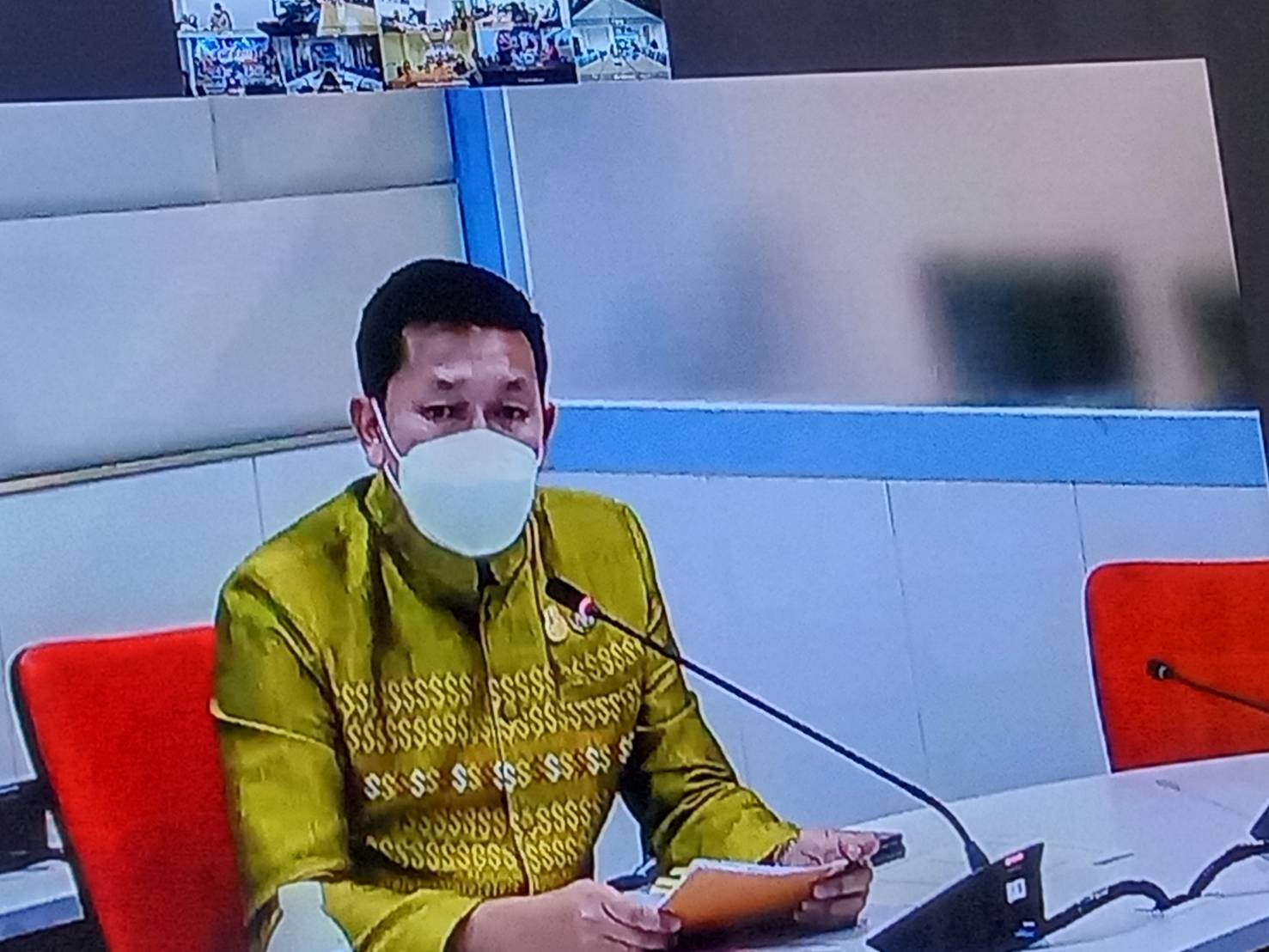 ร่วมประชุมชี้แจงแนวทางการคัดเลือกข้าราชการเข้ารับการประเมินผลงานเพื่อเลื่อนขึ้นแต่งตั้งให้ดำรงตำแหน่งสำหรับผู้ปฏิบัติงานที่มีประสบการณ์ ประเภทวิชาการ ระดับชำนาญพิเศษ กรมการพัฒนาชุมชน ประจำปีงบประมาณ        พ.ศ. 2564 ผ่านระบบประชุมทางไกล (Video Conference