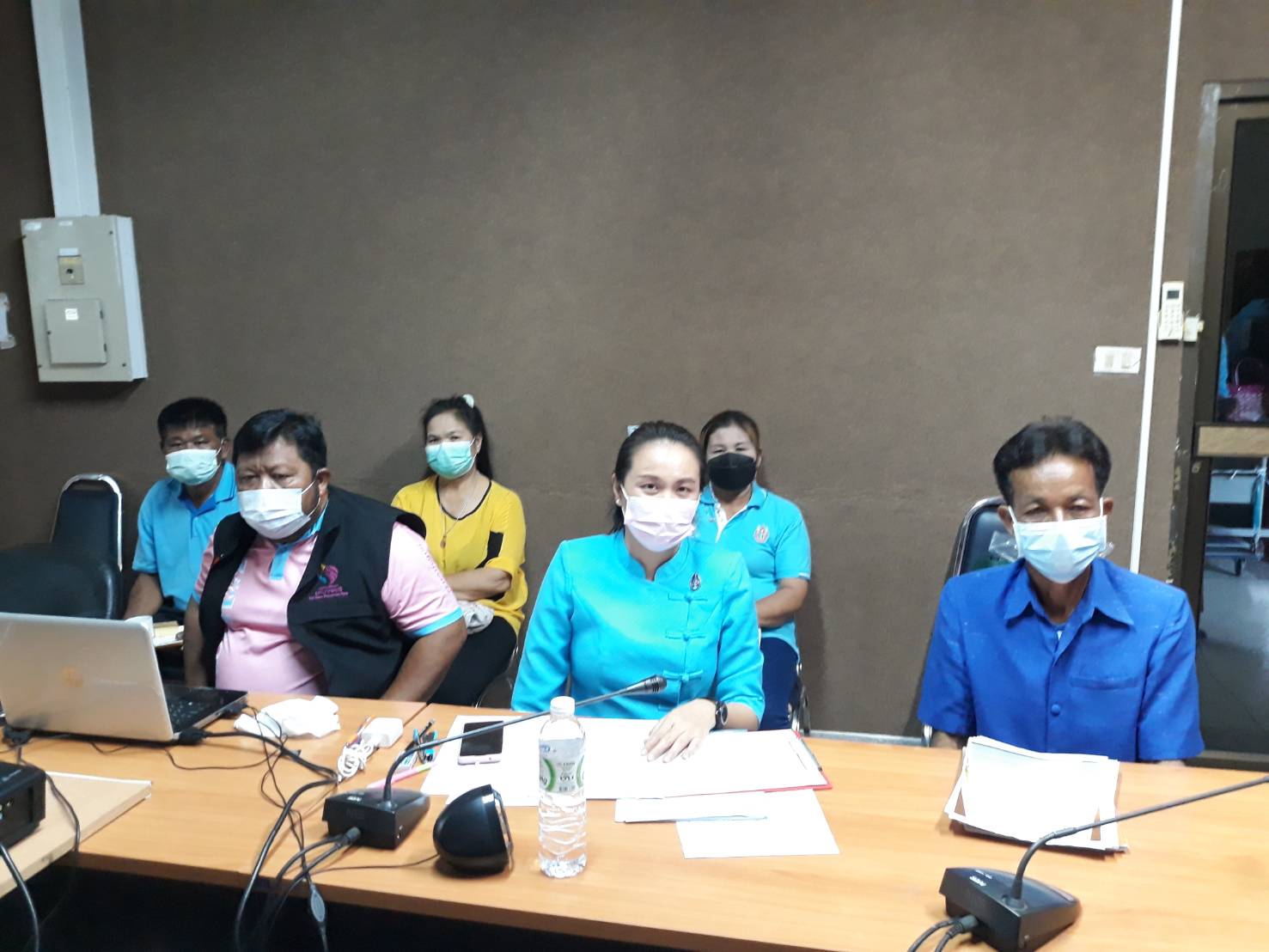 พช. ยโสธร เข้าร่วมการคัดเลือกครัวเรือนสัมมาชีพชุมชนดีเด่น ระดับภาค วันที่ 2  (ครัวเรือนนายสุกัณ       ประการแก้ว ครัวเรือนจากสัมมาชีพชุมชนดีเด่น พื้นที่อำเภอคำเขื่อนแก้ว) ผ่านระบบออนไลน์ ( Zoom cloud Meeting)