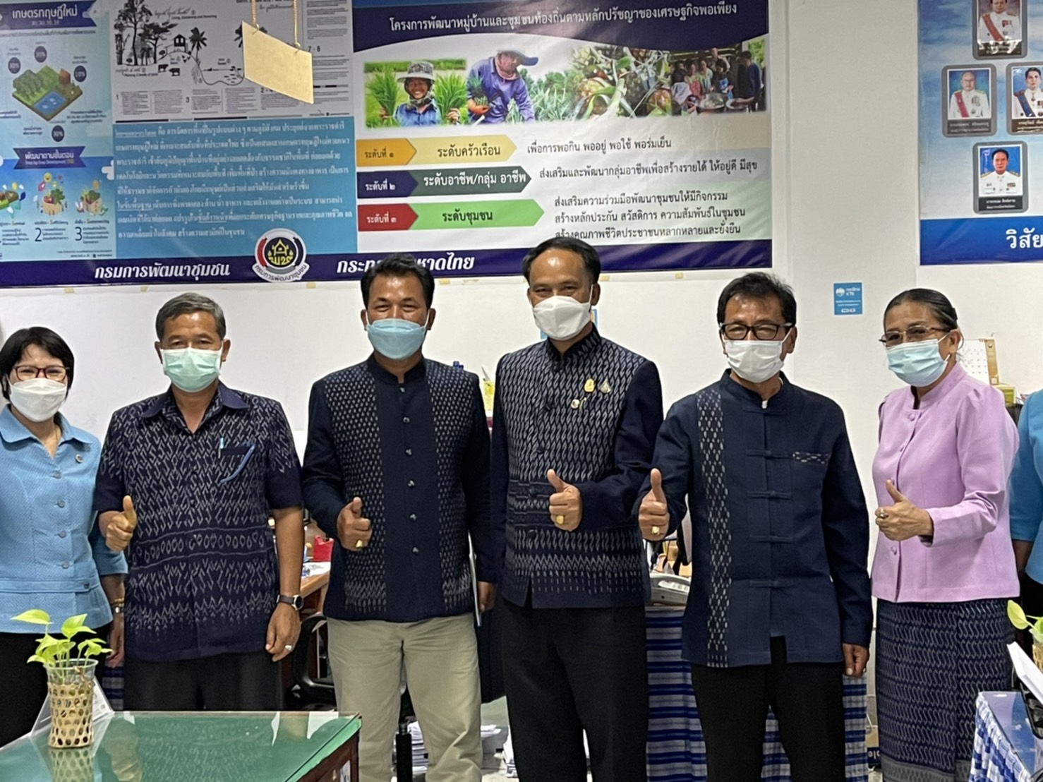 ร่วมต้อนรับคณะกรรมการฯ คัดเลือกหน่วยงานพัฒนาชุมชนใสสะอาด กรมการพัฒนาชุมชน ประจำปี 2564