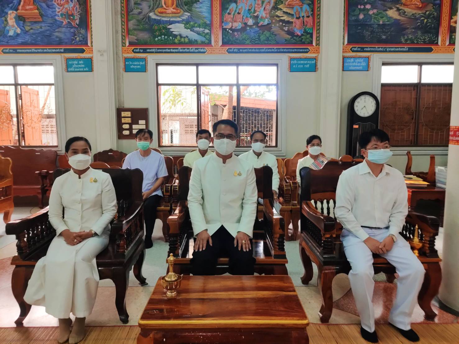 พช.ยโสธร  พัฒนาการจังหวัดยโสธร ร่วมทำบุญตักบาตรถวายภัตตาหาร รักษาศีล ฟังพระธรรมเทศนา เจริญจิตภาวนา ตามโครงการเข้าวัดปฏิบัติธรรมวันธรรมสวนะ (วันพระ)