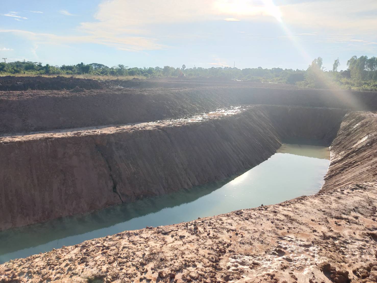 พช. ยโสธร พัฒนาการจังหวัดยโสธร ตรวจเยี่ยม ให้กำลังใจ เจ้าหน้าที่พัฒนาชุมชน ในการปฏิบัติงานโครงการพัฒนาพื้นที่ต้นแบบ ประยุกต์สู่ โคก หนอง นา โมเดล ในแปลง (Community Lab Model for quality of Life : CLM) พื้นที่อำเภอ มหาชนะชัย