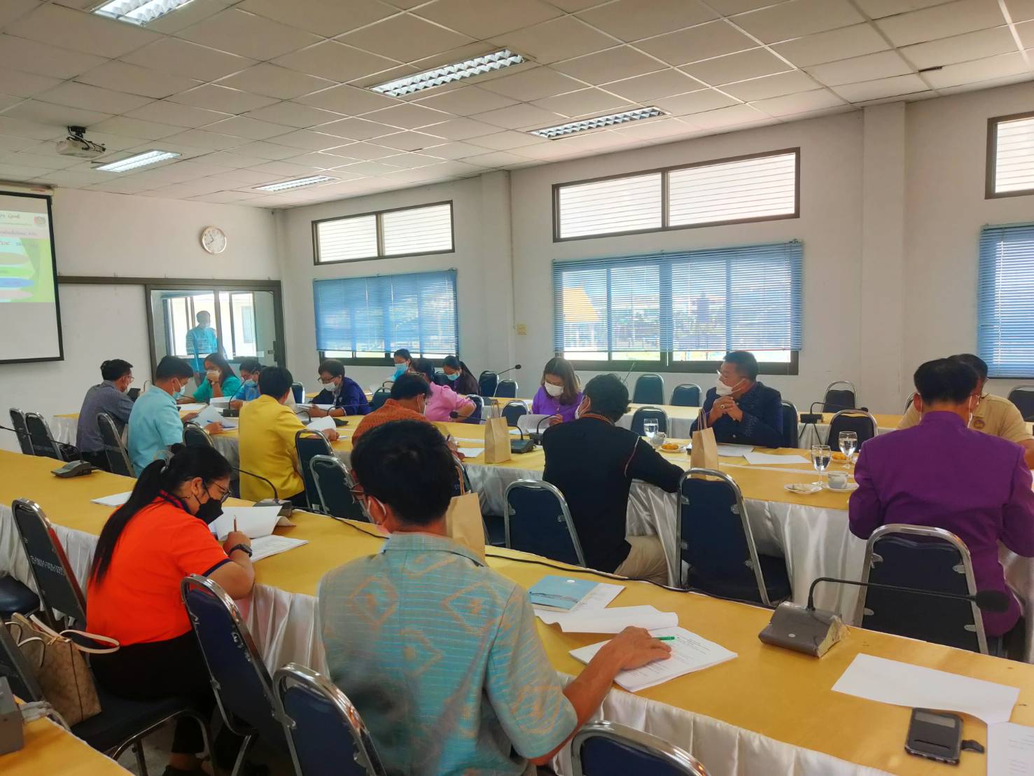 พช. ยโสธร จัดประชุม “เดินเครื่องคณะทำงานการพัฒนาเศรษฐกิจฐานรากและประชารัฐ (E 3) ดันเศรษฐกิจฐานราก” จังหวัดยโสธร   ครั้งที่ 1/2564