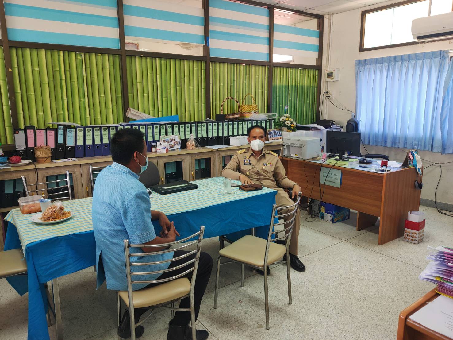 พช.ยโสธร พัฒนาการจังหวัดยโสธร ติดตามการดำเนินงานและมอบนโยบาย รวมถึงมอบขวัญกำลังใจในการปฏิบัติหน้าที่ของเจ้าหน้าที่พัฒนาชุมชนอำเภอทรายมูล