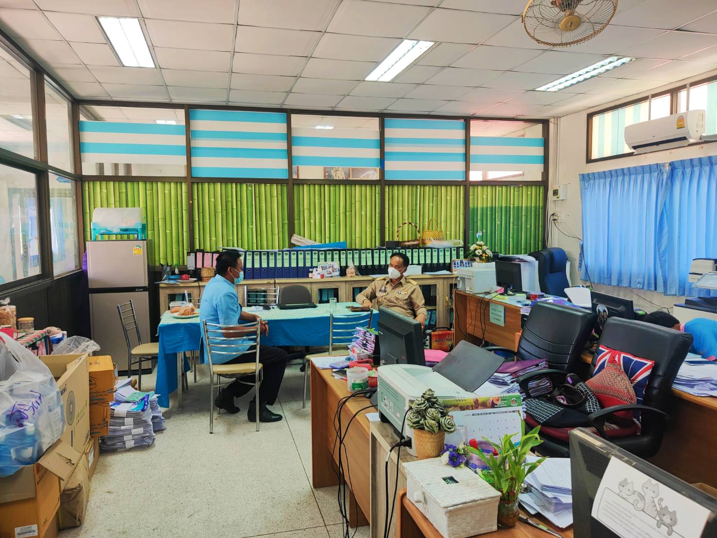 พช.ยโสธร พัฒนาการจังหวัดยโสธร ติดตามการดำเนินงานและมอบนโยบาย รวมถึงมอบขวัญกำลังใจในการปฏิบัติหน้าที่ของเจ้าหน้าที่พัฒนาชุมชนอำเภอทรายมูล