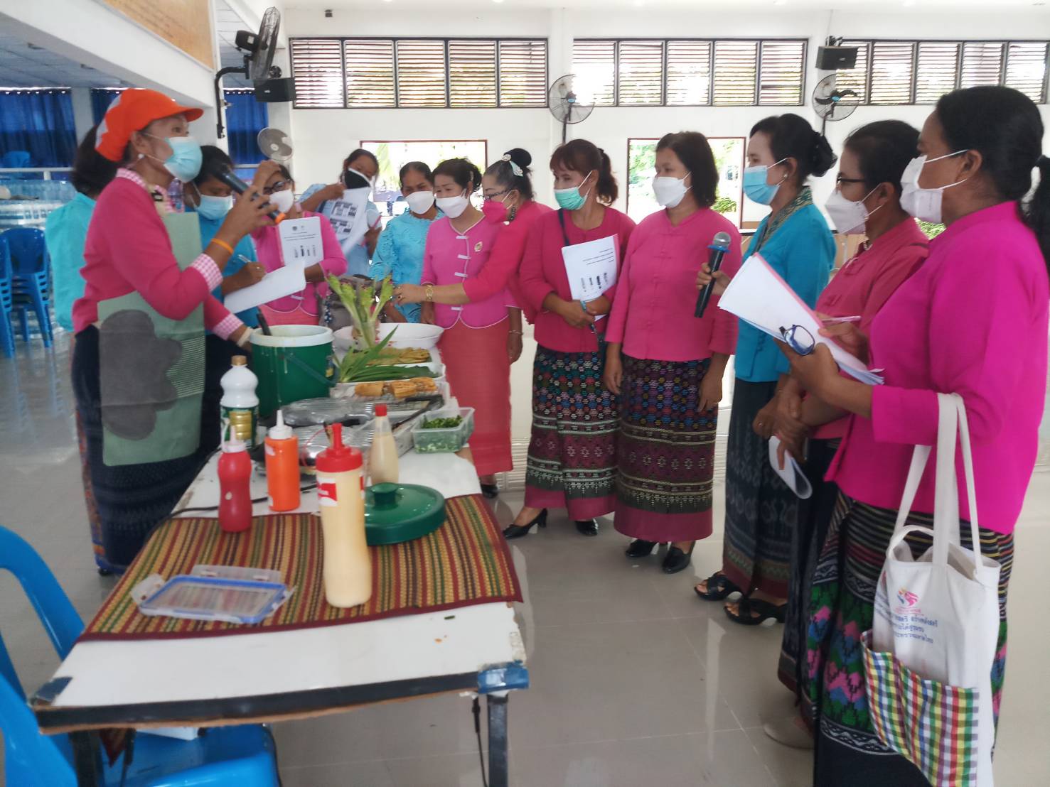พช. ยโสธร ร่วมติดตาม สนับสนุนการเพิ่มศักยภาพการบริหารจัดการทุนกู้ยืมและทักษะการประกอบอาชีพเสริมรายได้อย่างมีประสิทธิภาพ”  โครงการประเภทเงินอุดหนุน (ทุนให้เปล่า) องค์กรสตรีพื้นที่อำเภอเมืองยโสธร