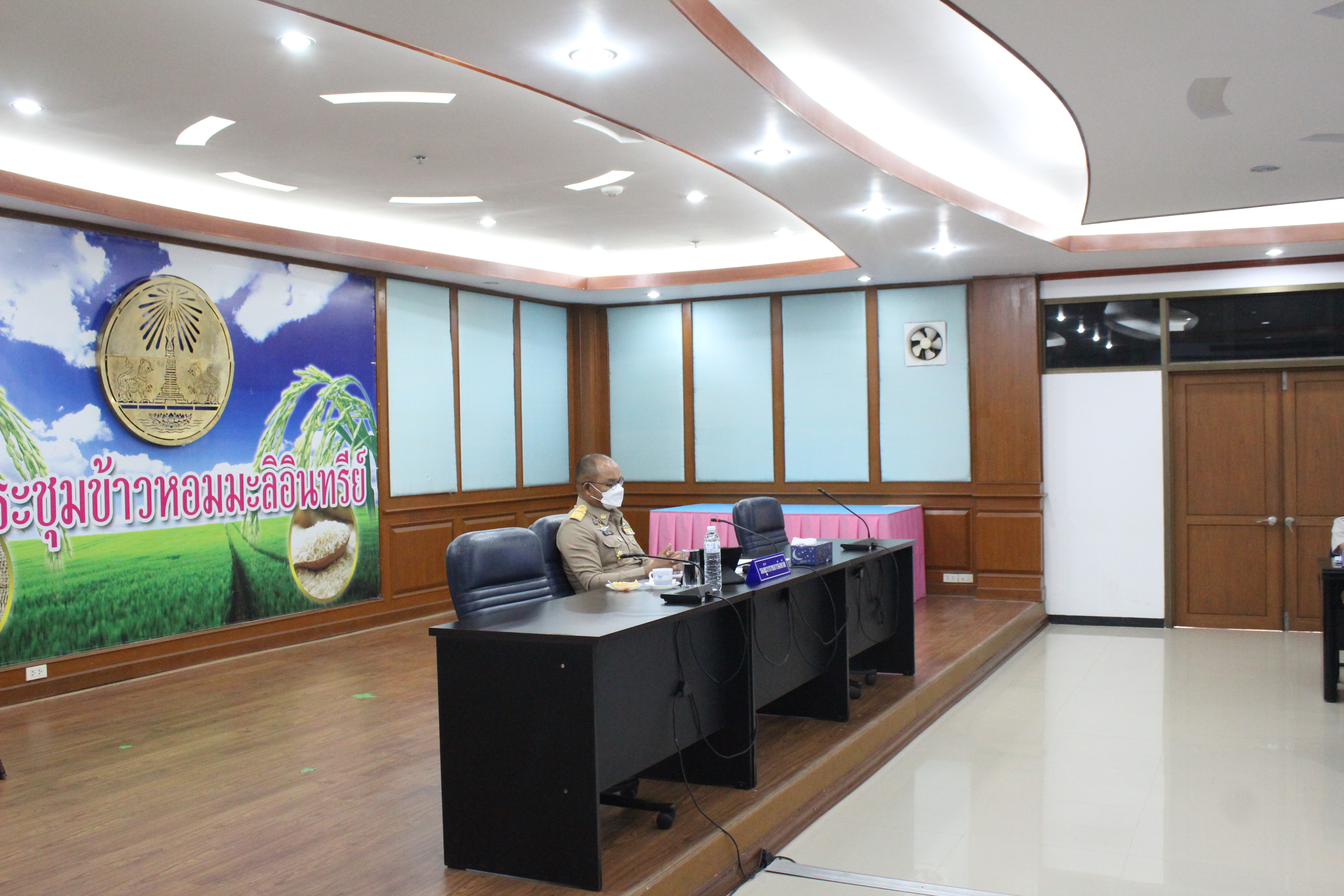 พช.ยโสธร ร่วมประชุมคณะกรรมการรักษาความมั่นคงและความสงบเรียบร้อยจังหวัดยโสธร ประจำเดือนกันยายน  2564