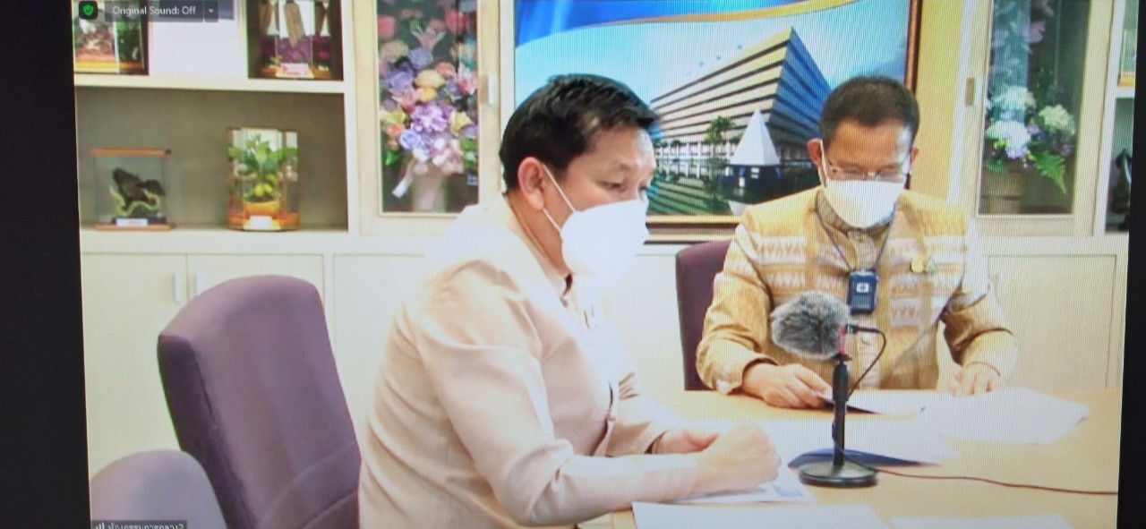 พช.ยโสธร  เตรียมความพร้อม การประชุมคณะกรรมการอำนวยการสอบ ในการประเมินบุคคล ผลงาน และความเหมาะสมกับตำแหน่ง (สัมภาษณ์) ในการคัดเลือกบุคคลเข้ารับการประเมินผลงานเพื่อเลื่อนขึ้นแต่งตั้งให้ดำรงตำแหน่ง ประเภทวิชาการ ระดับชำนาญการพิเศษ ตำแหน่งผู้อำนวยการกลุ่มงานประสานและสนับสนุนการบริหารงานพัฒนาชุมชน  กรมการพัฒนาชุมชน ประจำปี  พ.ศ. 2564 ผ่านระบบ zoom cloud meetings จากกรมการพัฒนาชุมชน