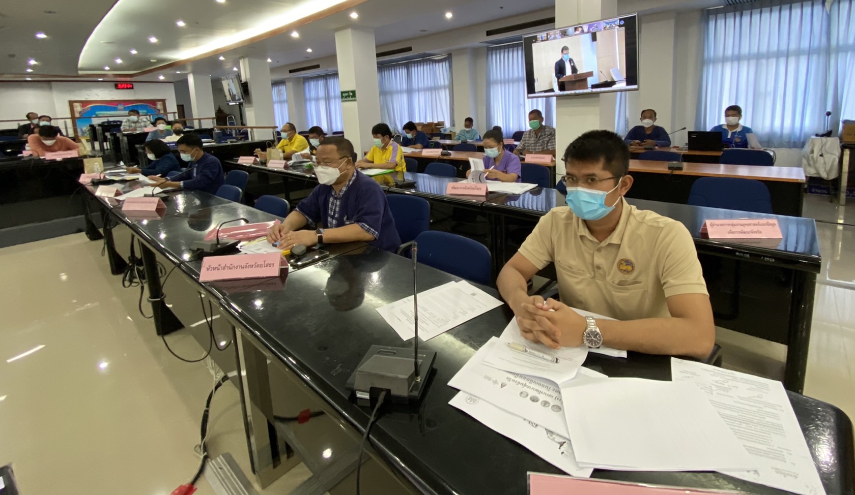 พช. ยโสธร ร่วมประชุมรับฟังความคิดเห็นร่างแผนพัฒนากลุ่มจังหวัดภาคตะวันออกเฉียงเหนือตอนล่าง 2        พ.ศ. 2566 – 2570  และร่างแผนปฏิบัติราชการประจำปีของกลุ่มจังหวัดภาคตะวันออกเฉียงเหนือตอนล่าง 2 ประจำปีงบประมาณ พ.ศ. 2566 โดยประชุมผ่านสื่ออิเล็กทรอนิกส์ด้วยโปรแกรม (Zoom Meeting)