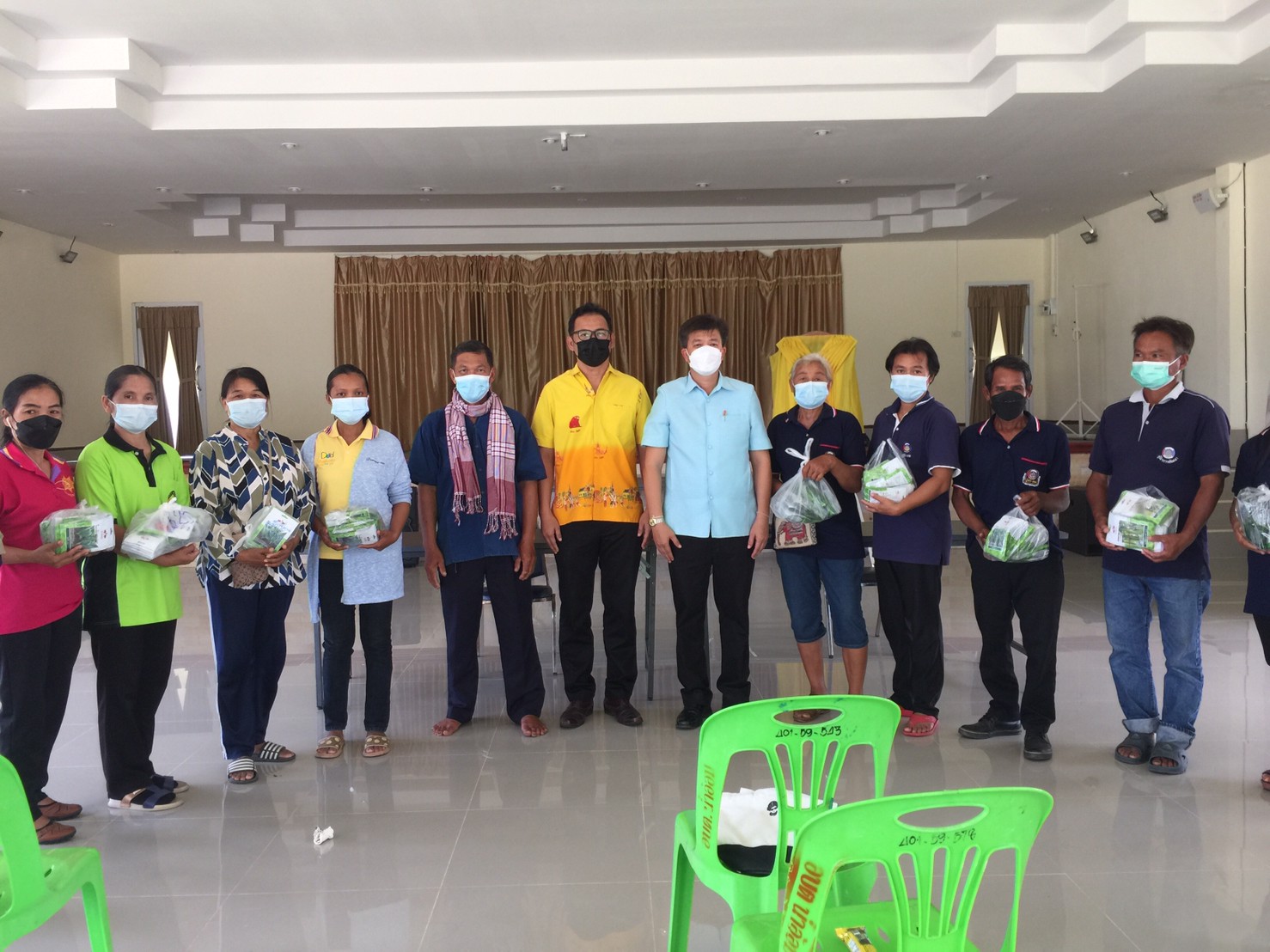 พช. ยโสธร ผนึกกำลังสร้างความมั่นคงทางอาหาร ดำเนินงานโครงการพัฒนาคุณภาพชีวิต สู้วิกฤตโควิด – 19 ประจำปีงบประมาณ 2564