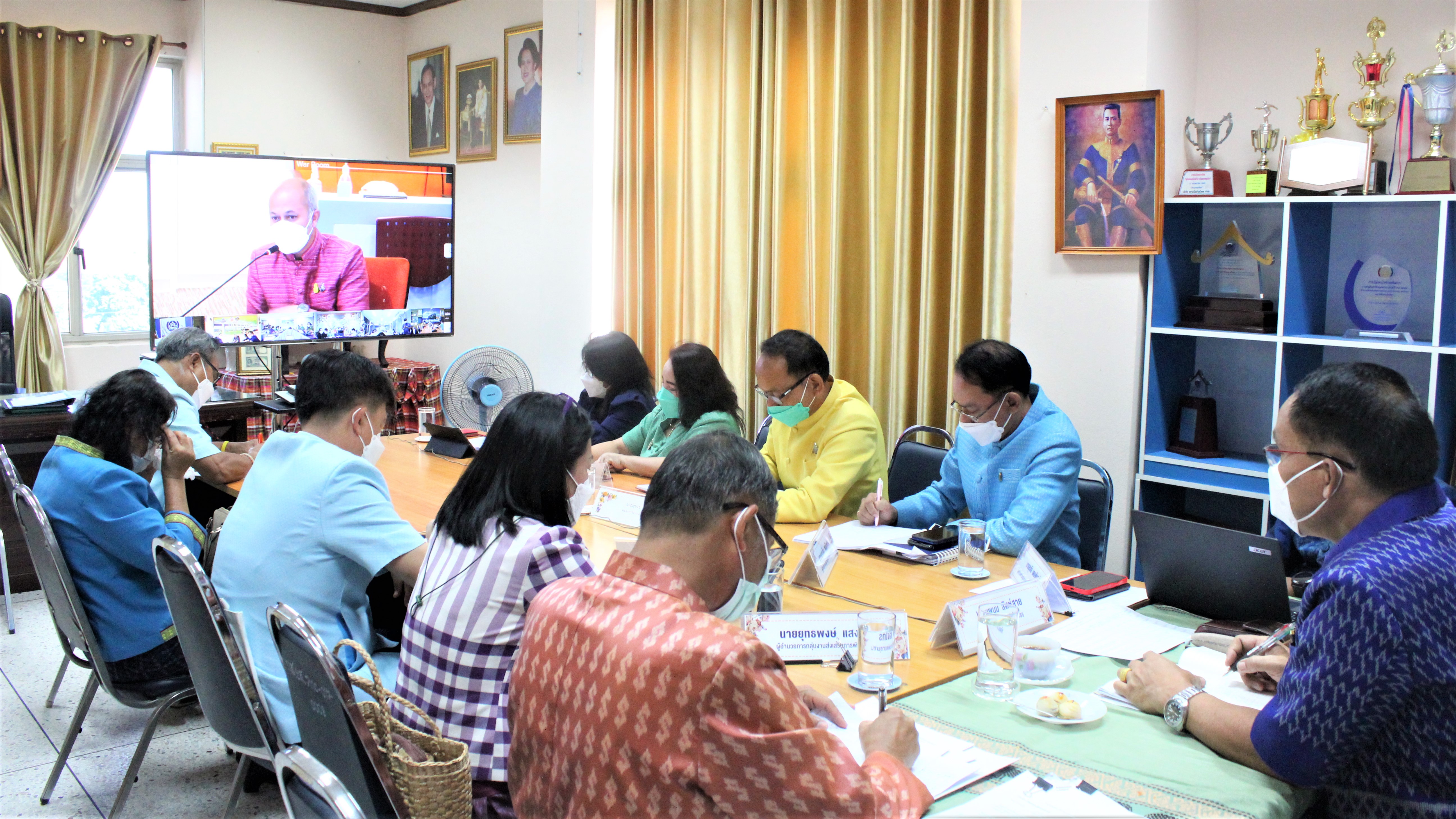 พช.ยโสธร ร่วมประชุมมอบนโยบายและแนวทางการดำเนินงานพัฒนาชุมชน ประจำปีงบประมาณ พ.ศ. 2565 ??