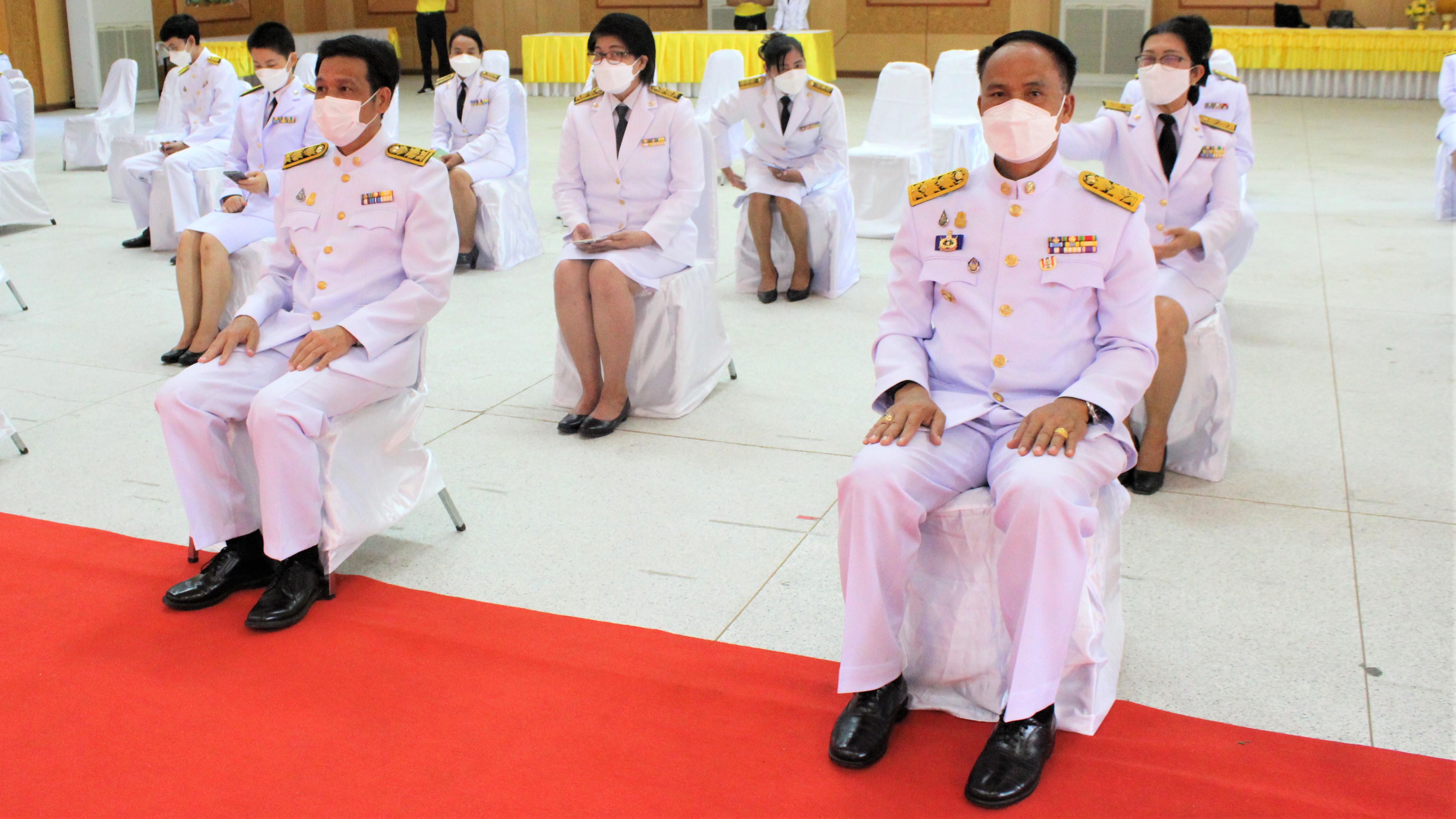 พช.ยโสธร ร่วมกิจกรรมวางพานพุ่มดอกไม้ถวายรายสักการะพระบาทสมเด็จพระนั่งเกล้าเจ้าอยู่หัว  พระมหาเจษฏาราชเจ้า  “พระบิดาแห่งการแพทย์แผนไทย” เนื่องในงาน “วันภูมิปัญญาการแพทย์แผนไทยแห่งชาติ”  ??