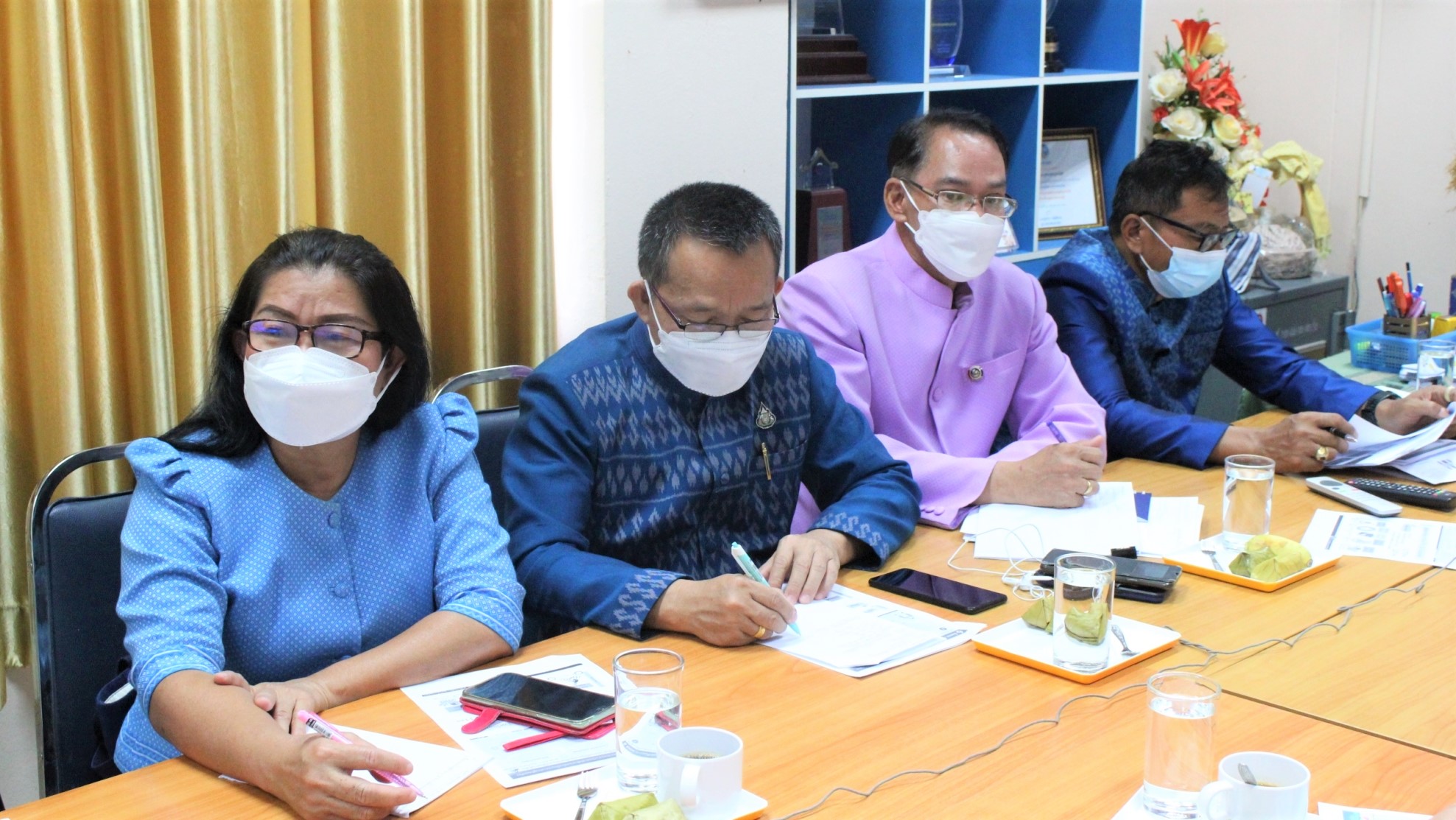 พช.ยโสธร  ประชุมรับนโยบายอธิบดีกรมการพัฒนาชุมชน ขับเคลื่อนงานพัฒนาชุมชน ประจำปี 2565 ผ่านการประชุมทางไกล (Video Conference)???