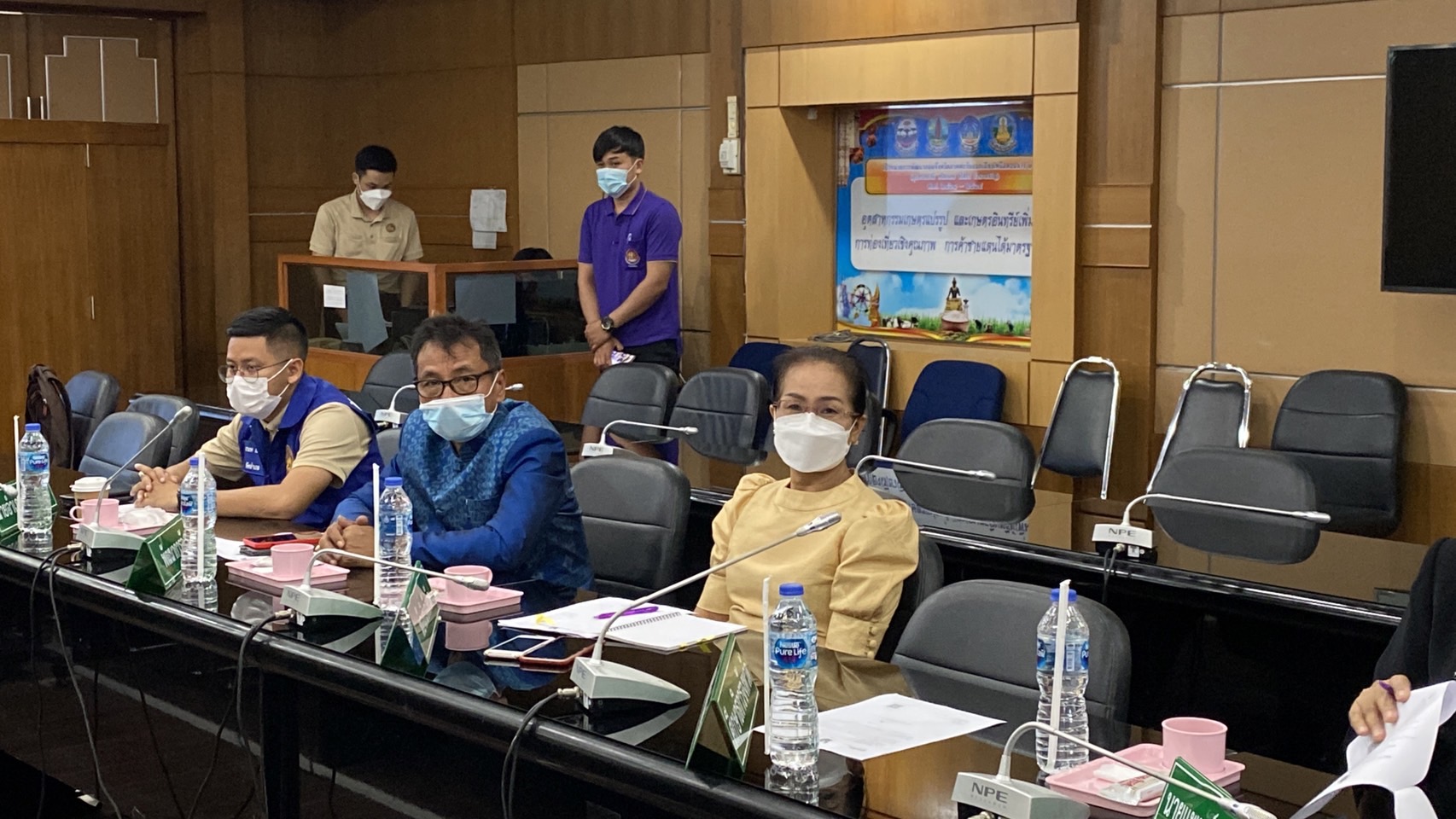 พช.ยโสธร ร่วมรับฟังการแถลงผลการดำเนินงานป้องกันและปราบปรามยาเสพติด ประจำปี 2564