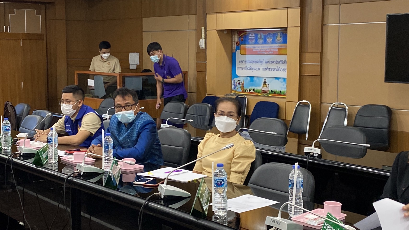 พช.ยโสธร ร่วมรับฟังการแถลงผลการดำเนินงานป้องกันและปราบปรามยาเสพติด ประจำปี 2564