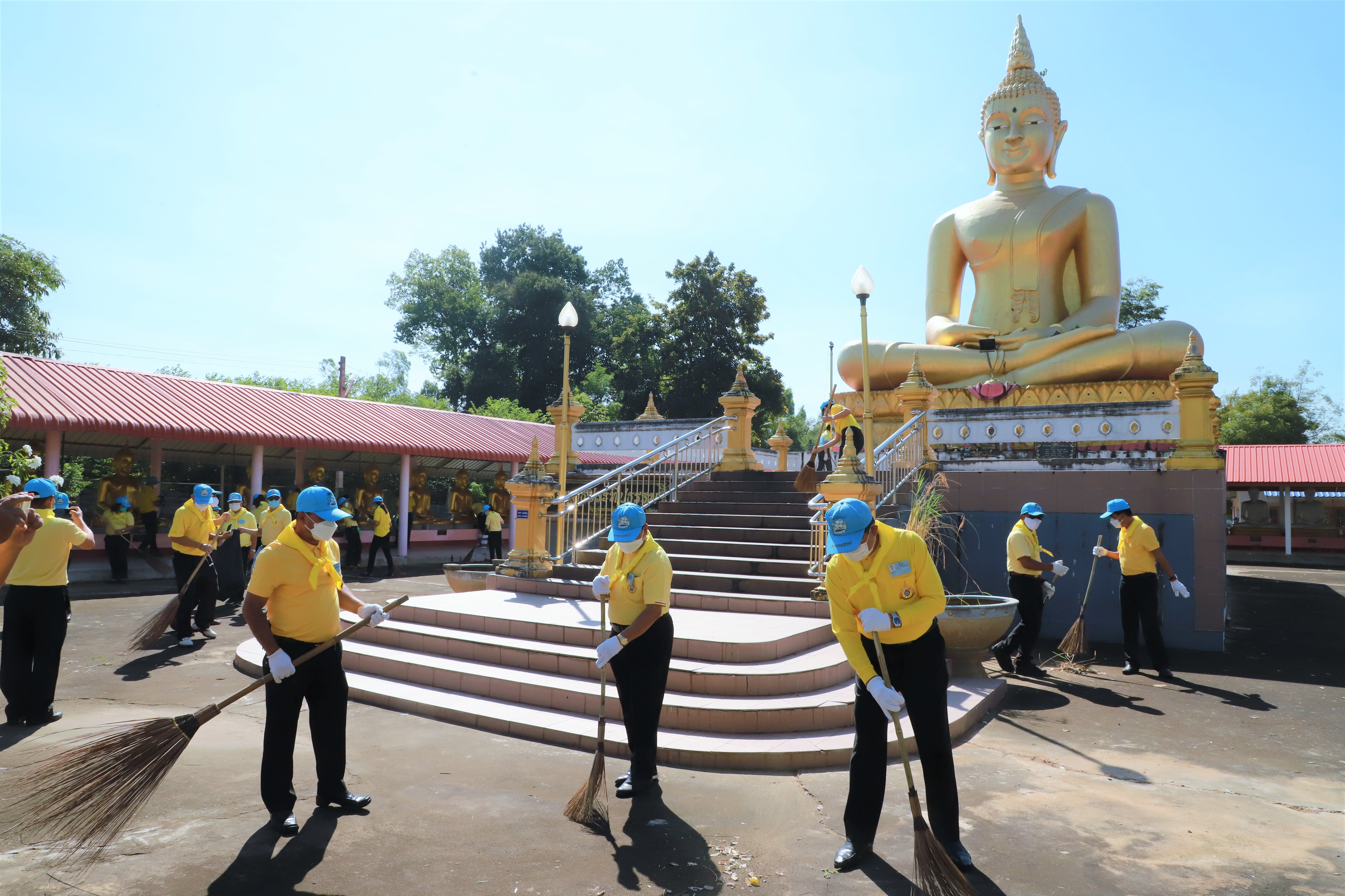 พช.ยโสธร ร่วมจิตอาสาพัฒนา เนื่องในวันคล้ายวันสรรคตพระบาทสมเด็จพระมงกุฏเกล้าเจ้าอยู่หัว ?